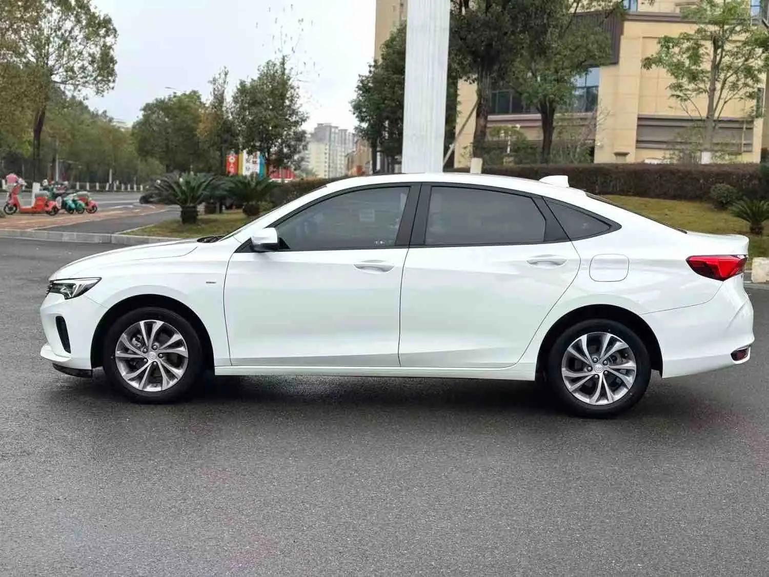 Buick 2023 Weilang GS Pro 1.5T Stepless Hunting Edition Automatic Gear 7