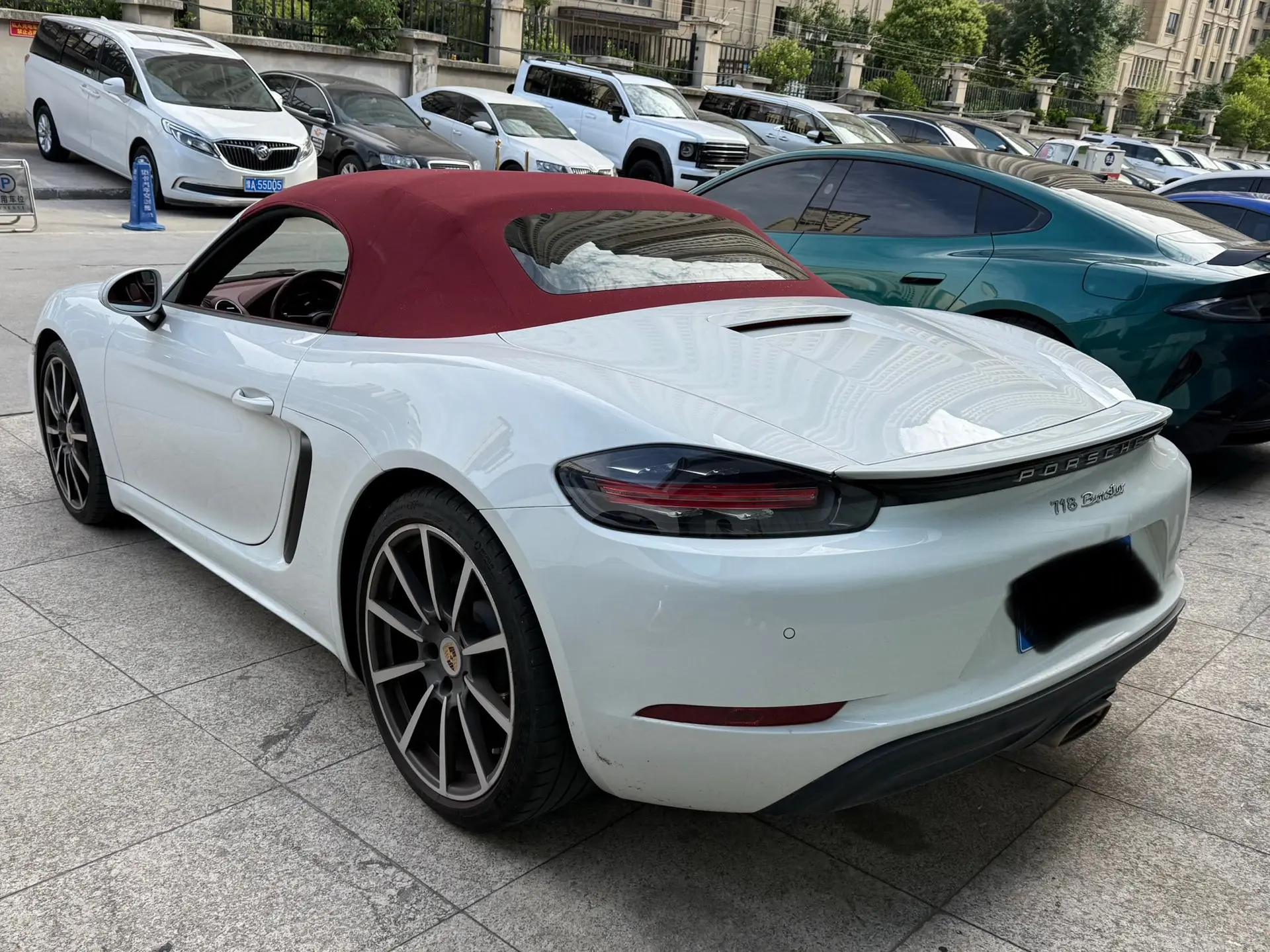 Porsche 718 2022 Boxster 2.0T 10