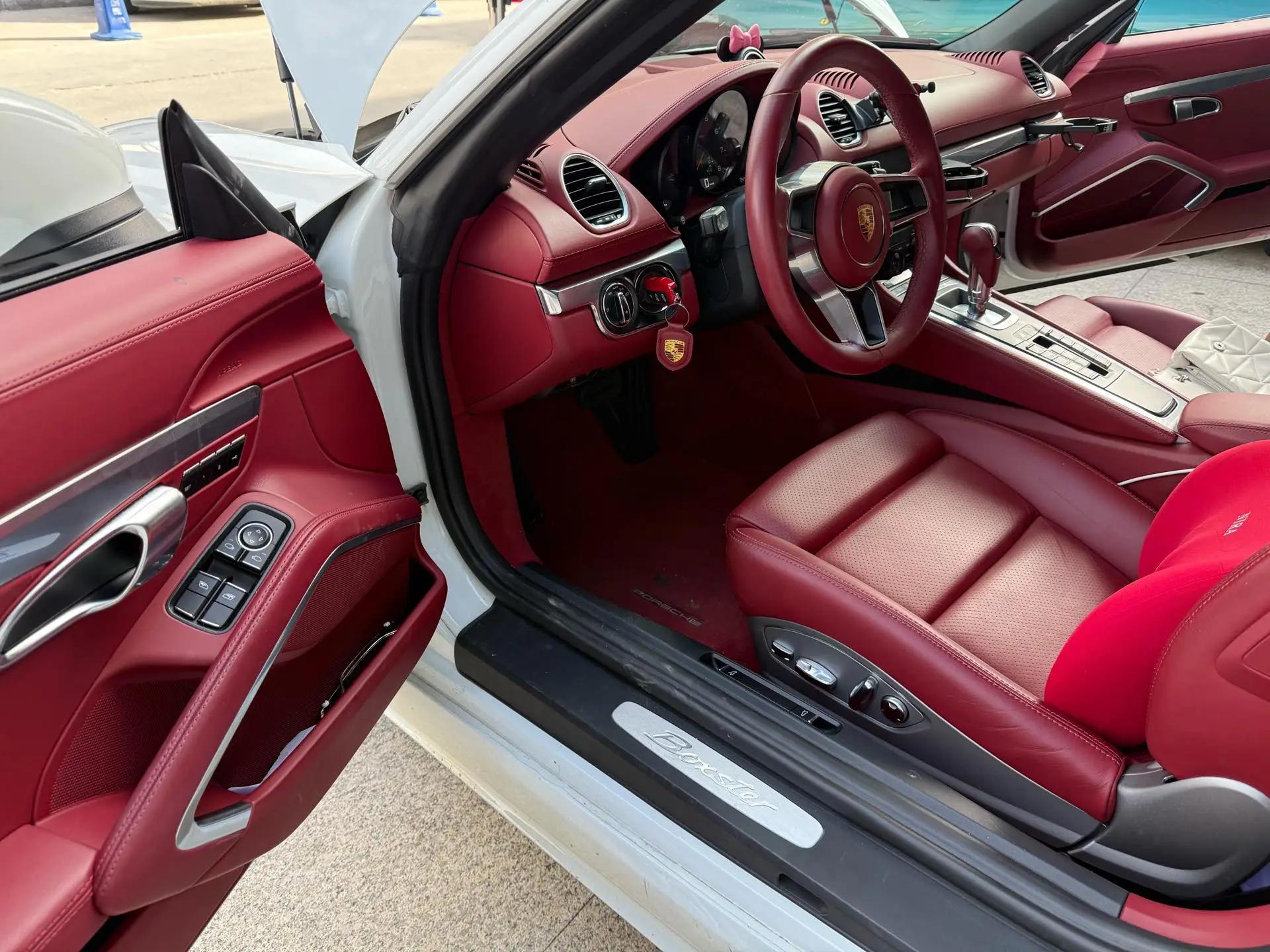 Porsche 718 2022 Boxster 2.0T 6