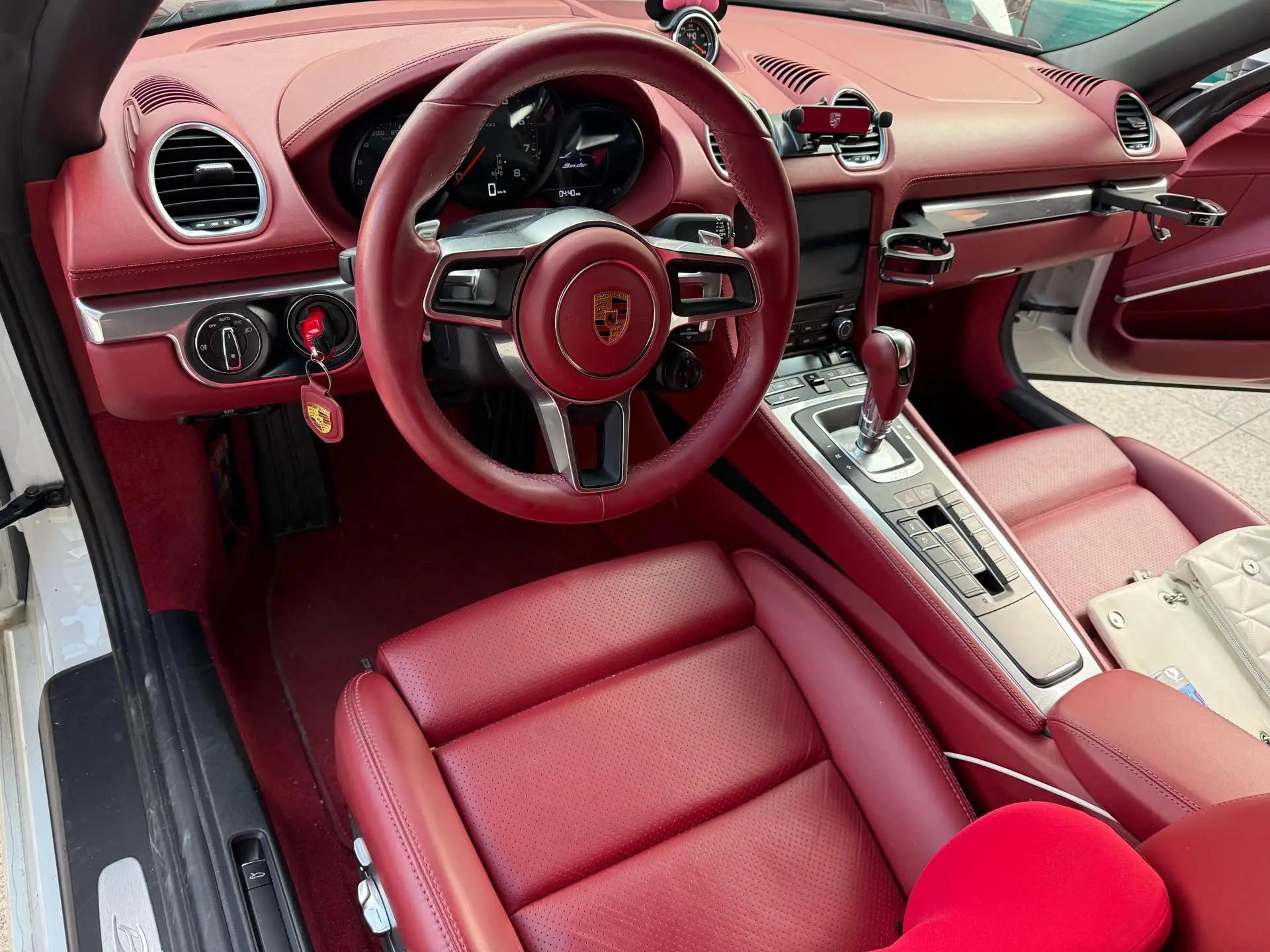 Porsche 718 2022 Boxster 2.0T 7