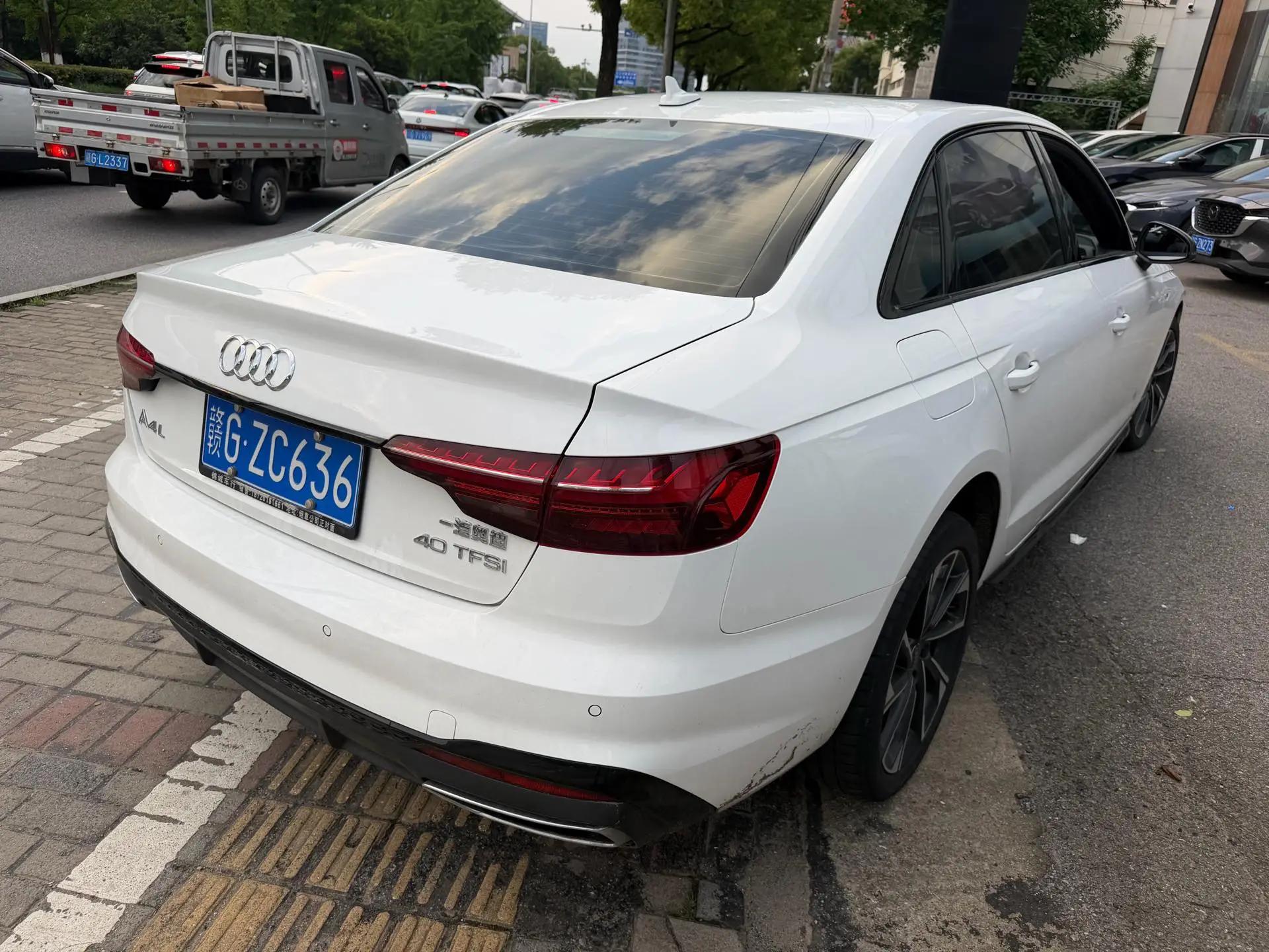 Audi A4L 2023 40 TFSI Deluxe Dynamic 4