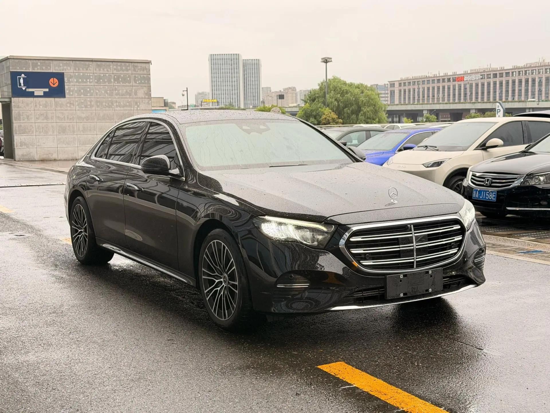 Mercedes Benz E-Class 2024 Model E 300 L 48V 2.0T Luxury Automatic 3