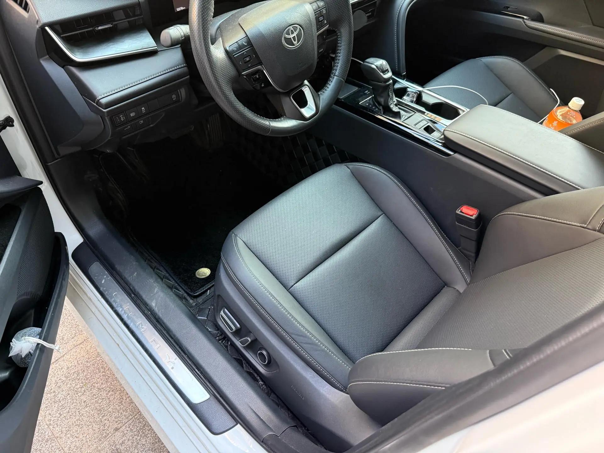 Toyota 2024 Camry 2.0GVP CVT Luxury Edition Automatic 3