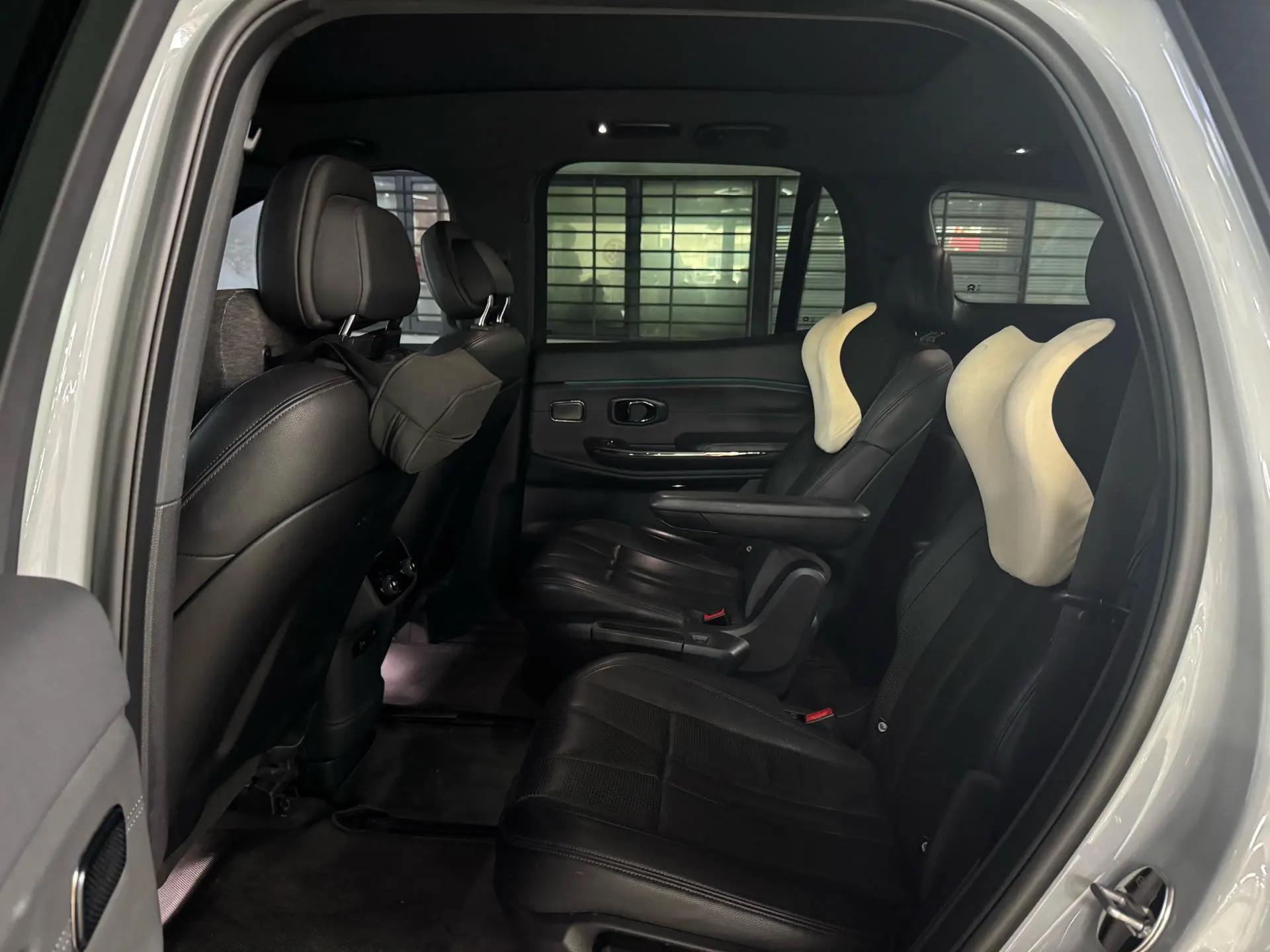 NIO ES8 2020 580KM six-seat version 6