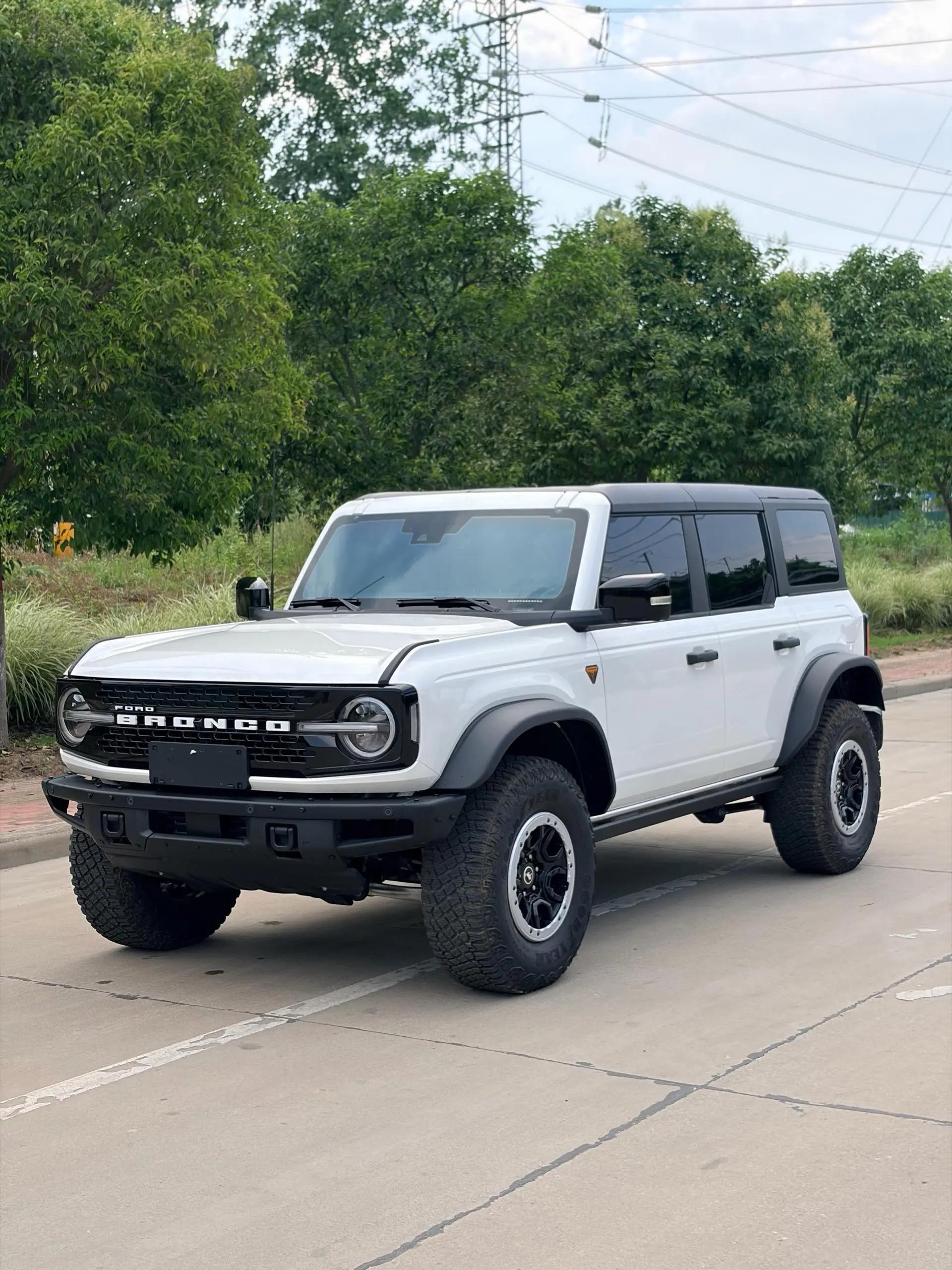 Ford Bronco 2024 2.3T Wasteland