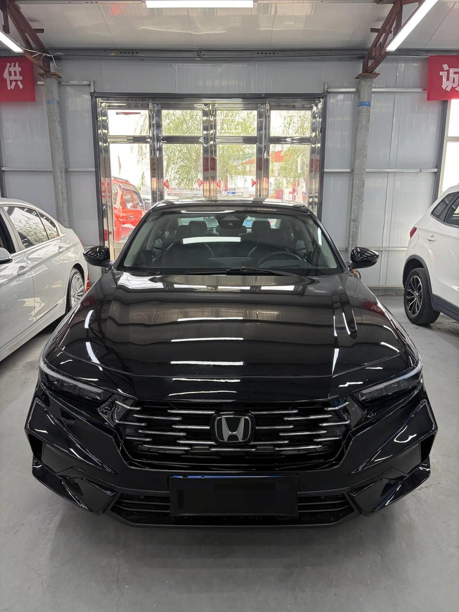 Honda 2025 11th Generation Accord 1.5T CVT 260TURBO Luxury Edition Automatic 2