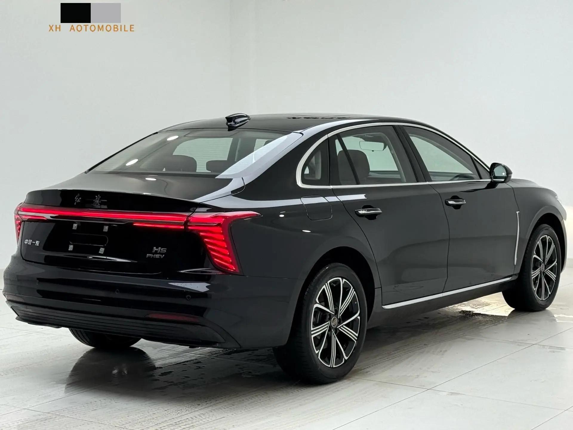 HongQi 2025 H5 PHEV 1.5T 170 Super Hybrid Automatic Gear 4