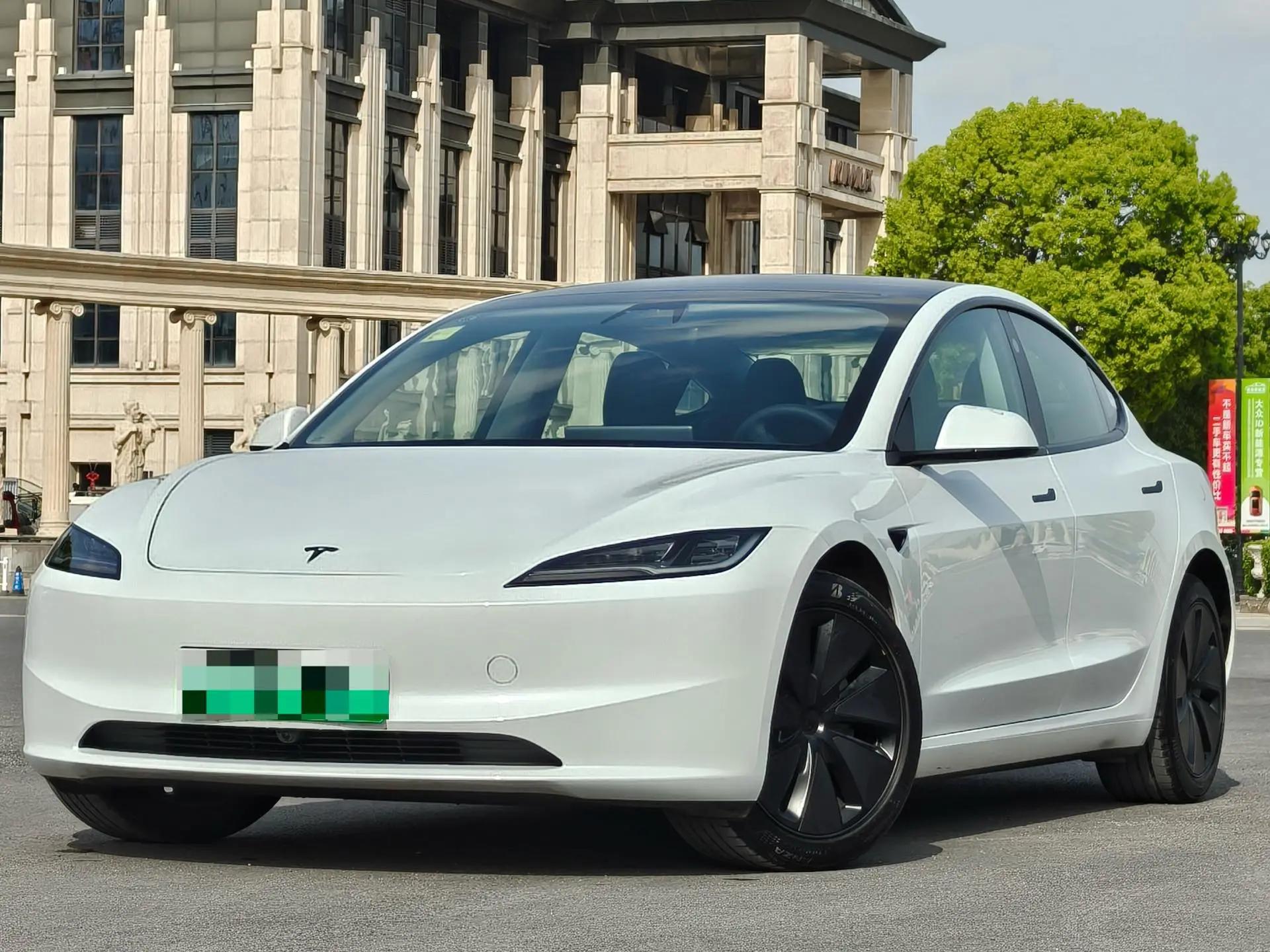 Tesla 2025 Model 3 Rear-Wheel Drive (Refreshed) Automatic