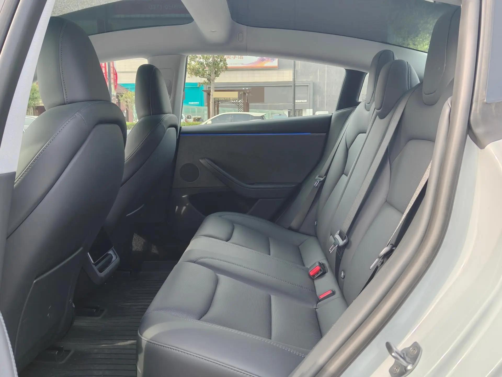 Tesla 2025 Model 3 Rear-Wheel Drive (Refreshed) Automatic 6