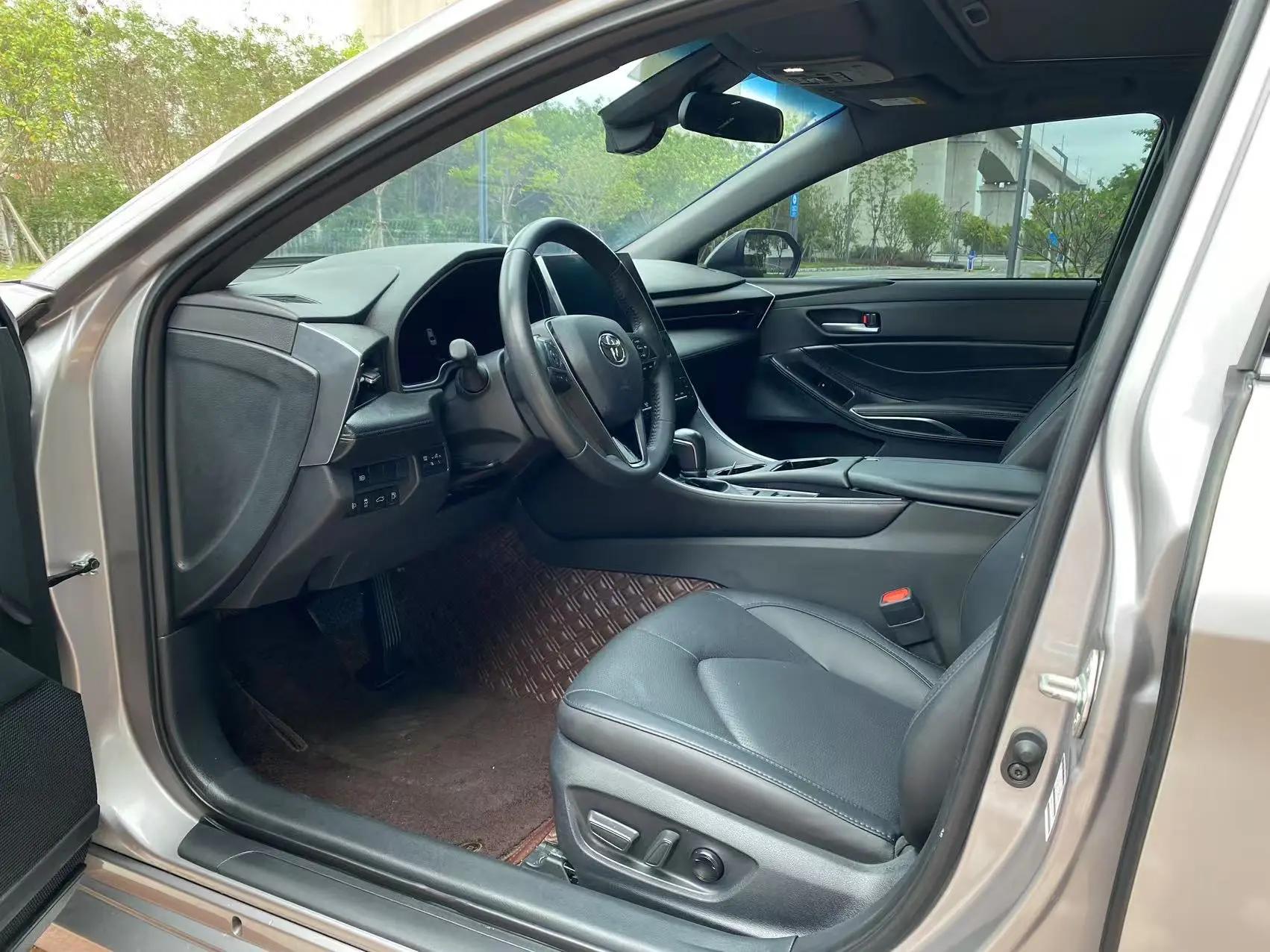 Toyota 2023 Asian Dragon 2.0 CVT Luxury Edition Automatic 4