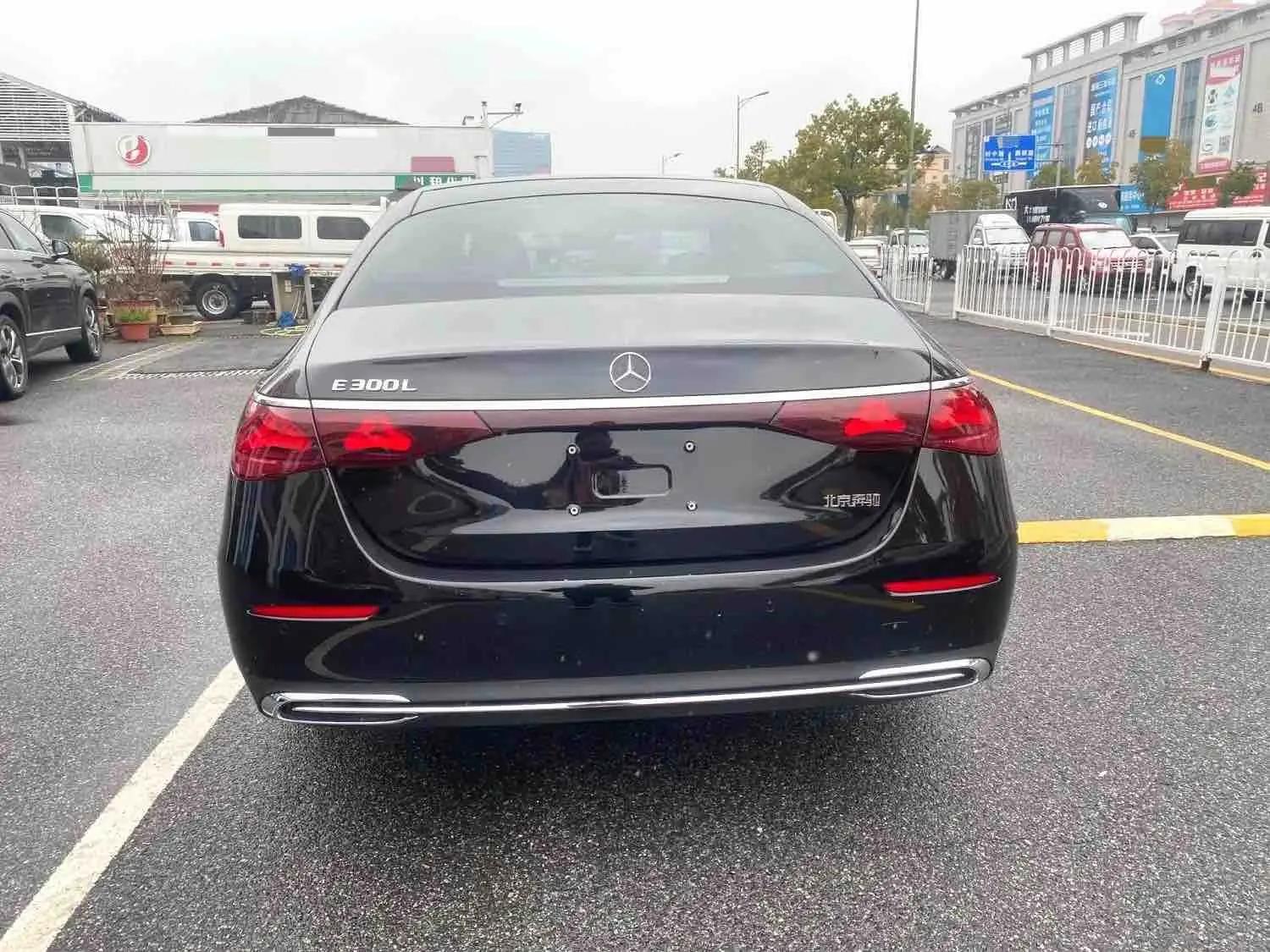 Mercedes Benz E Class 2026 E 300 L 48V 2.0T Luxury Automatic Gear 10