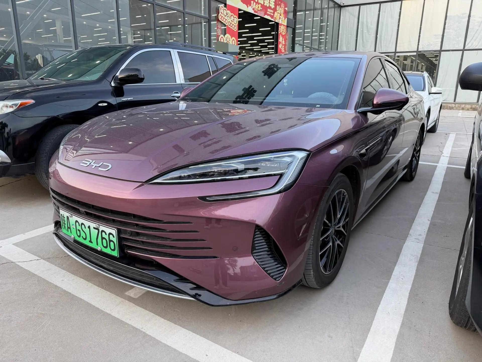 Открыть галерею: BYD 2025 seals 07 DM-i 1.5 stepless smart driving version 125km luxury automatic gear