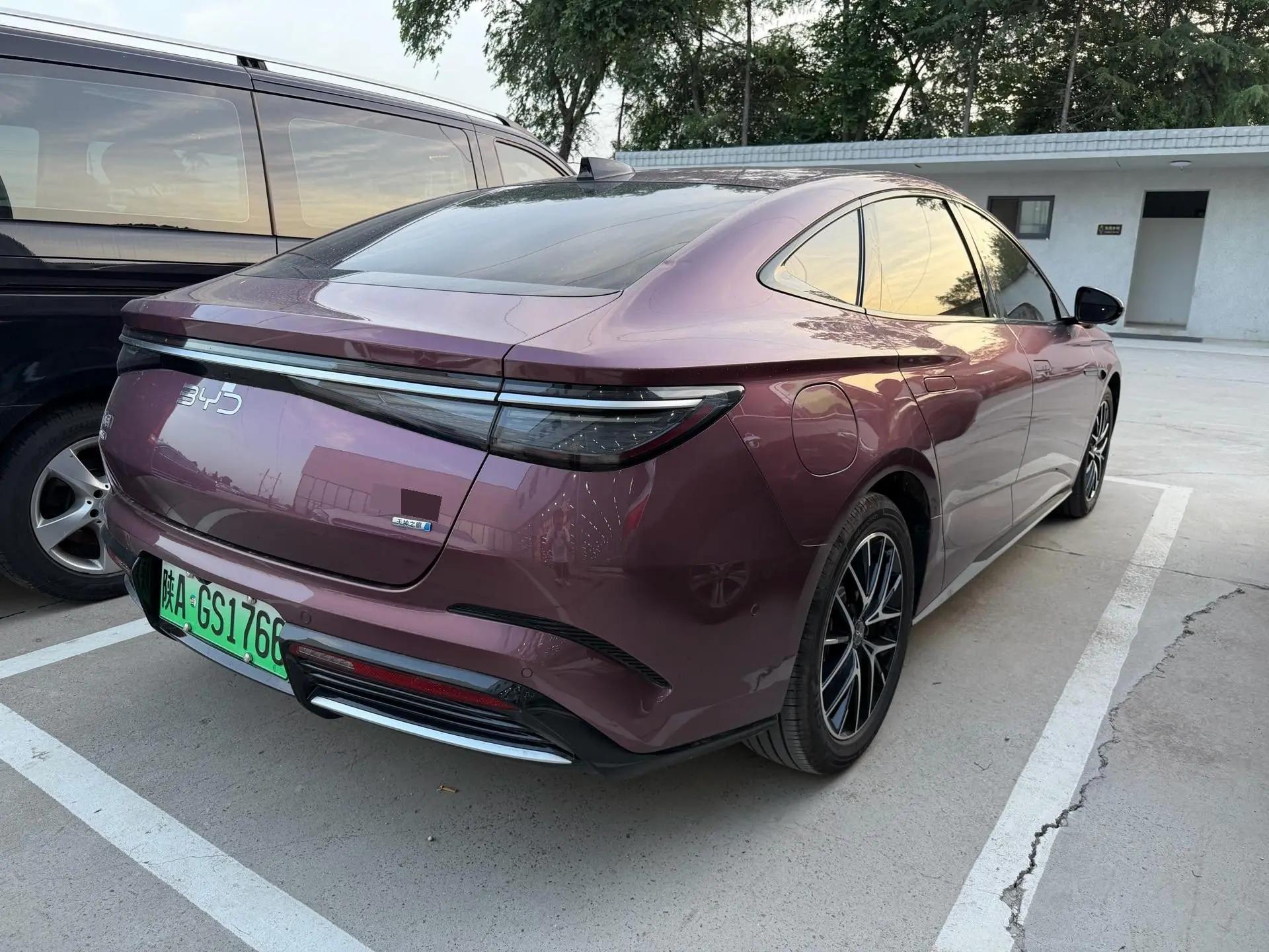 BYD 2025 seals 07 DM-i 1.5 stepless smart driving version 125km luxury automatic gear 5
