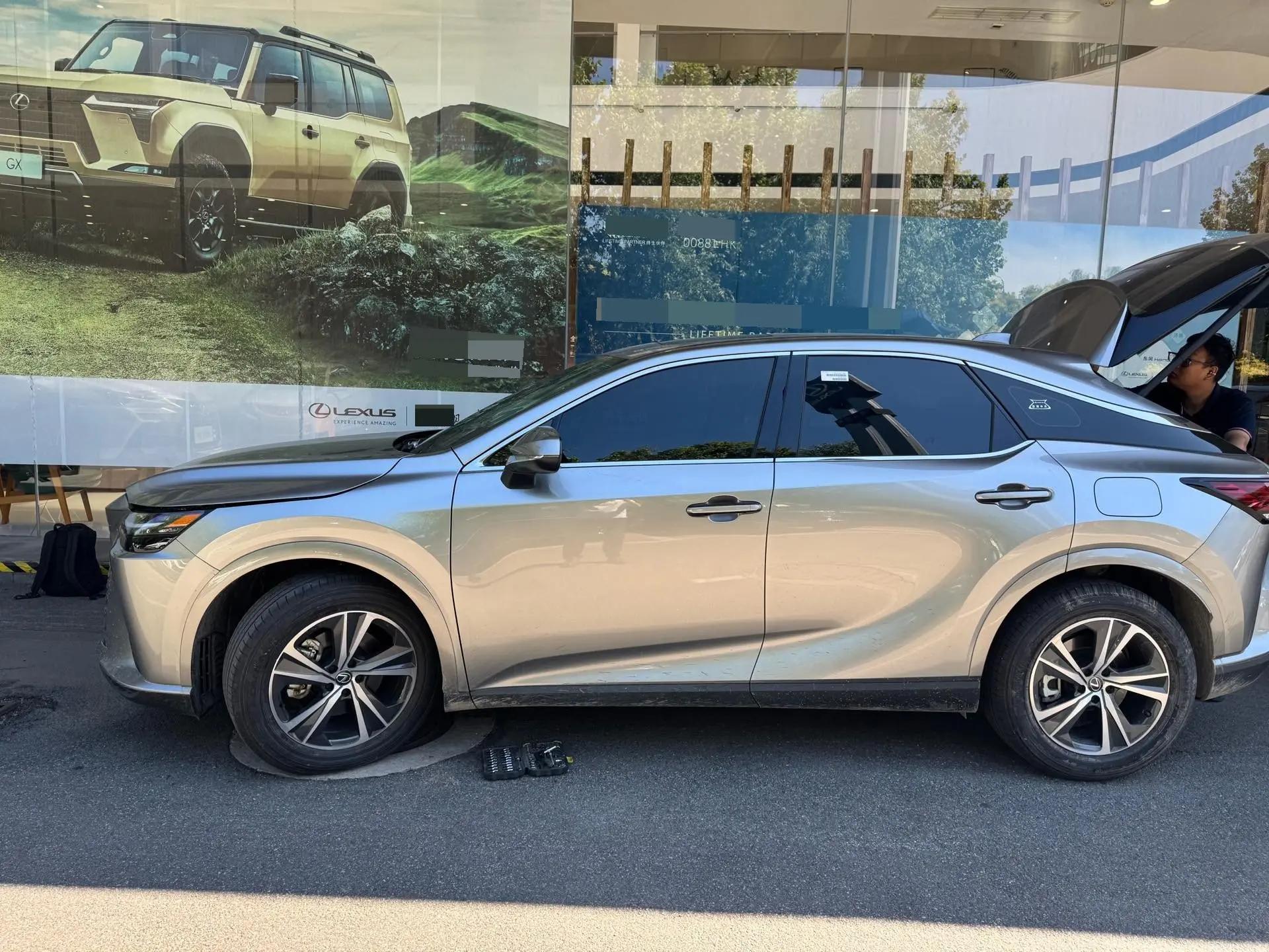 Lexus RX (Imported) 2024 RX300 2.0T Four-wheel Drive Edition Automatic Gear 5
