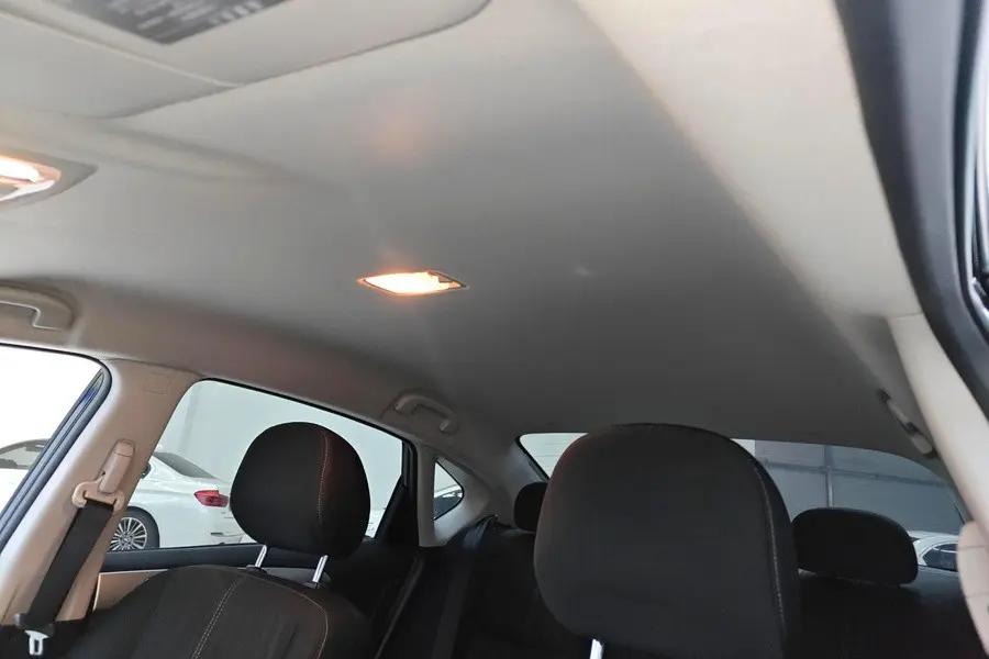Xuanyi 2022 Classic 1.6XE CVT Comfort Edition 4