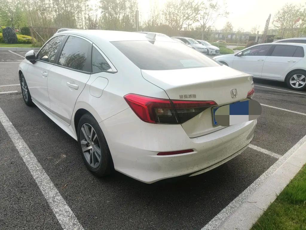 Civic 2023 240TURBO CVT Dynamic C Special Edition 4