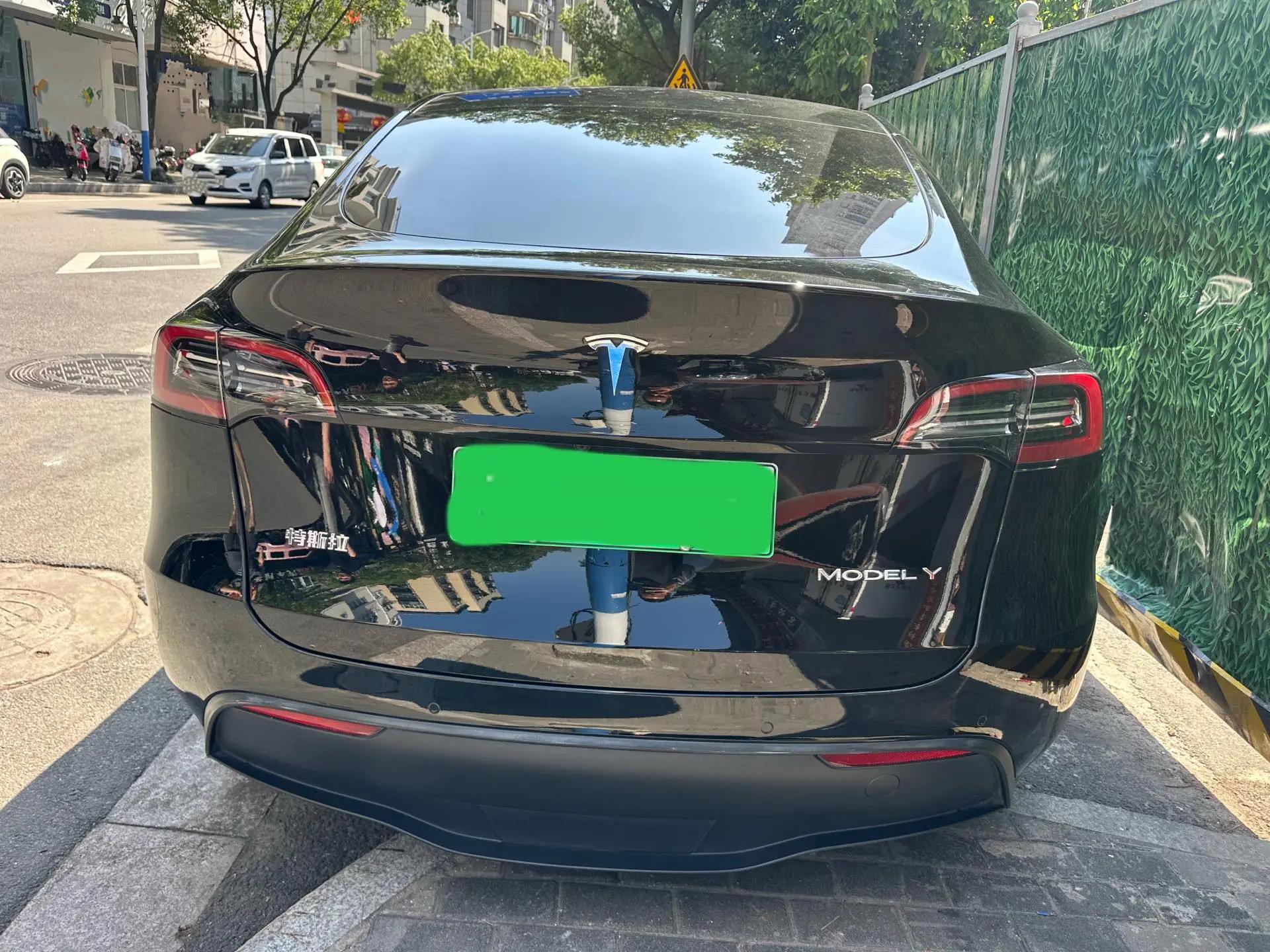 Model Y 2022 rear-wheel drive version 4