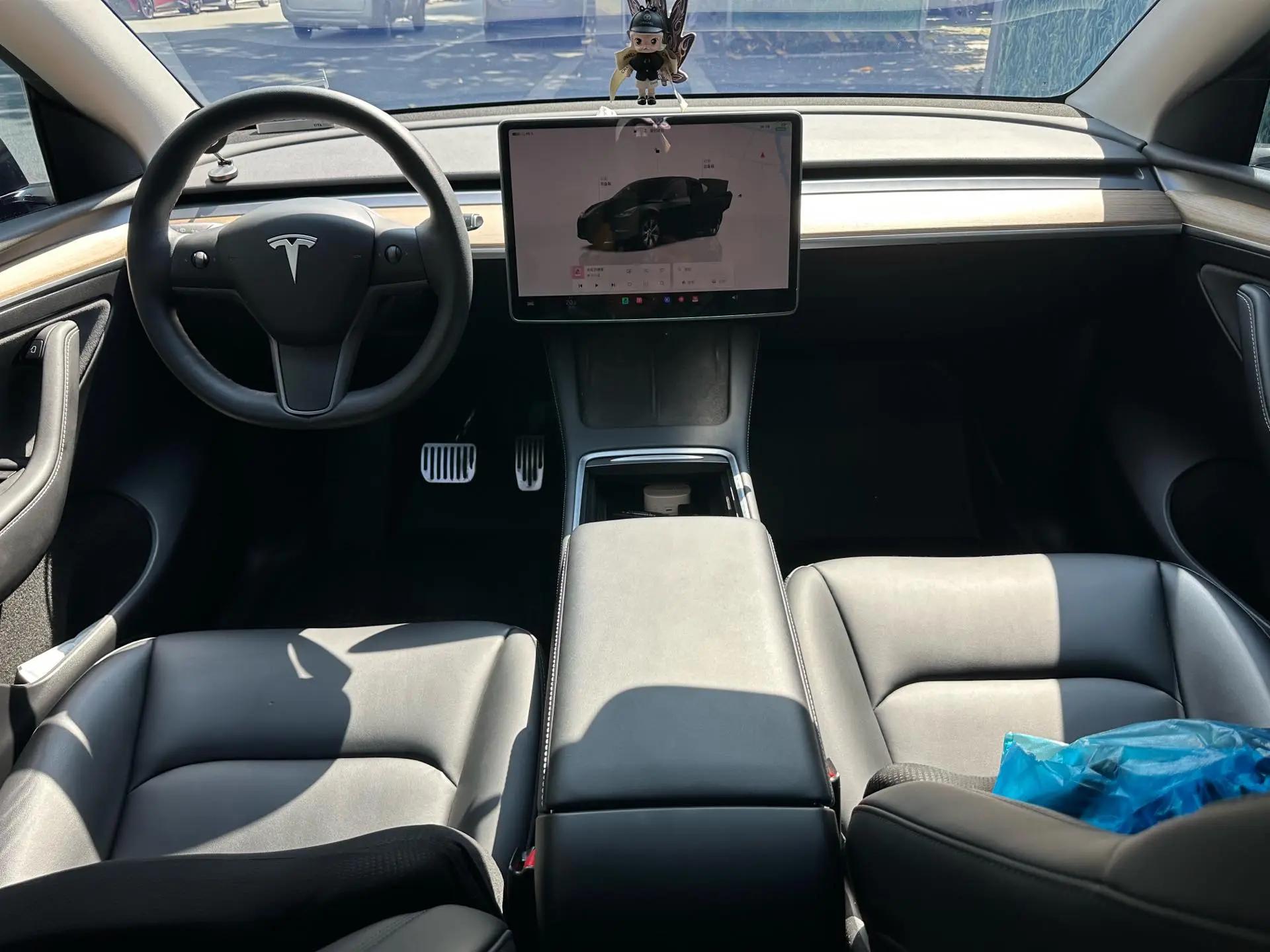 Model Y 2022 rear-wheel drive version 6