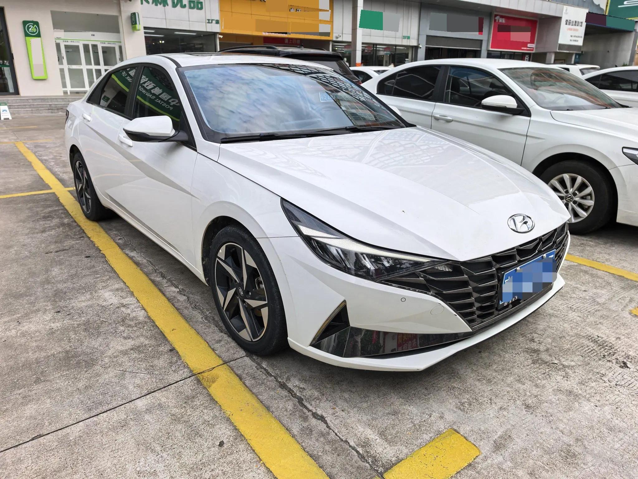 Elantra 2022 1.5L CVT GLX Elite Edition 5