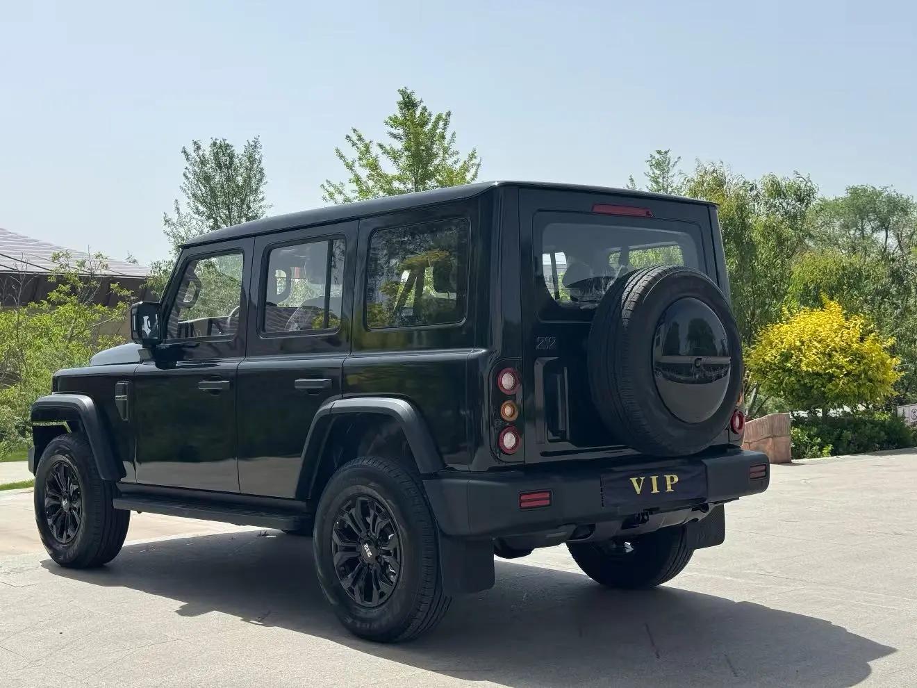 212 2024 T01 2.0T Explorer Automatic 7