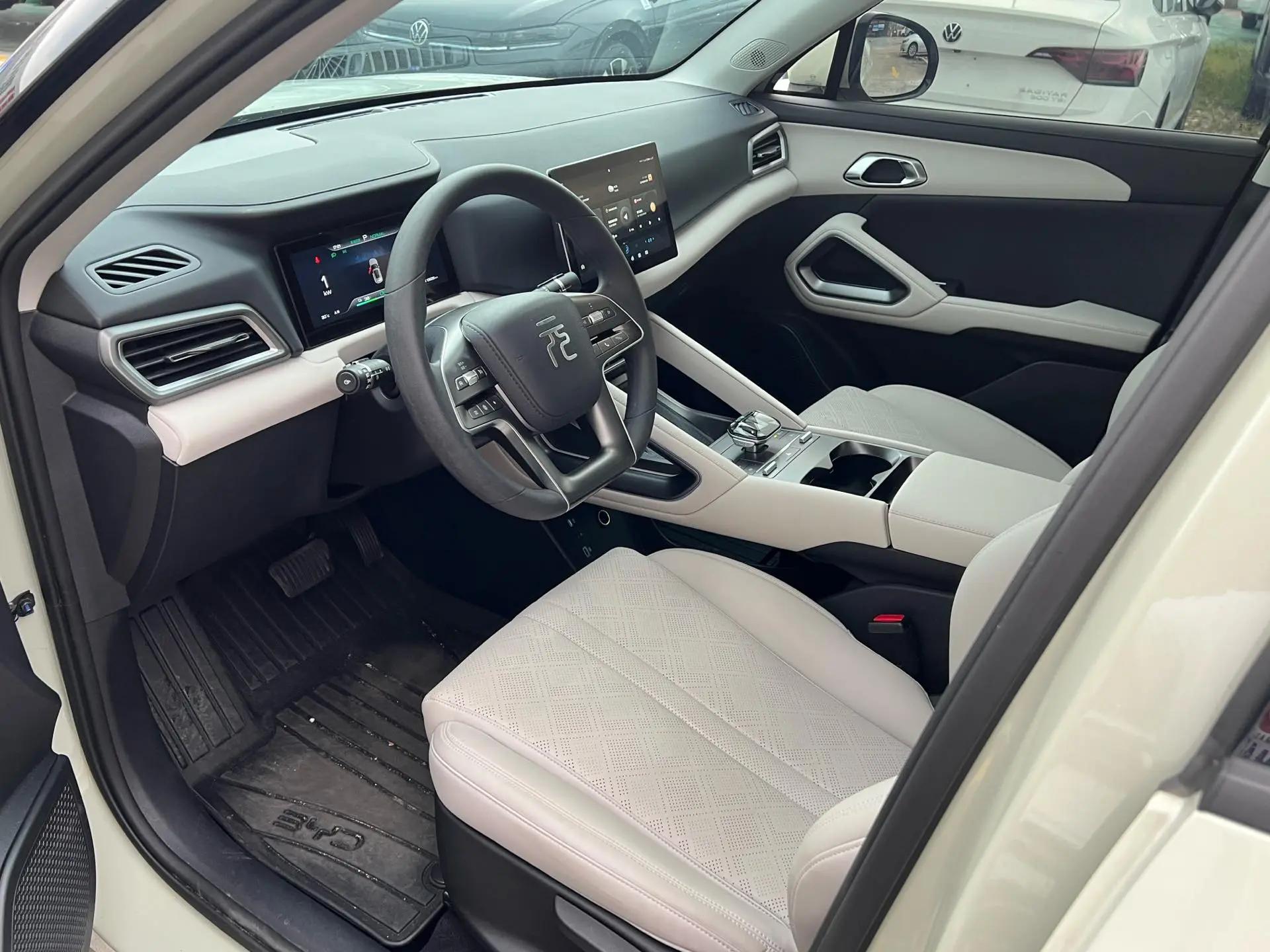 BYD 2024 Yuan UP 401km Vitality Edition Automatic 4