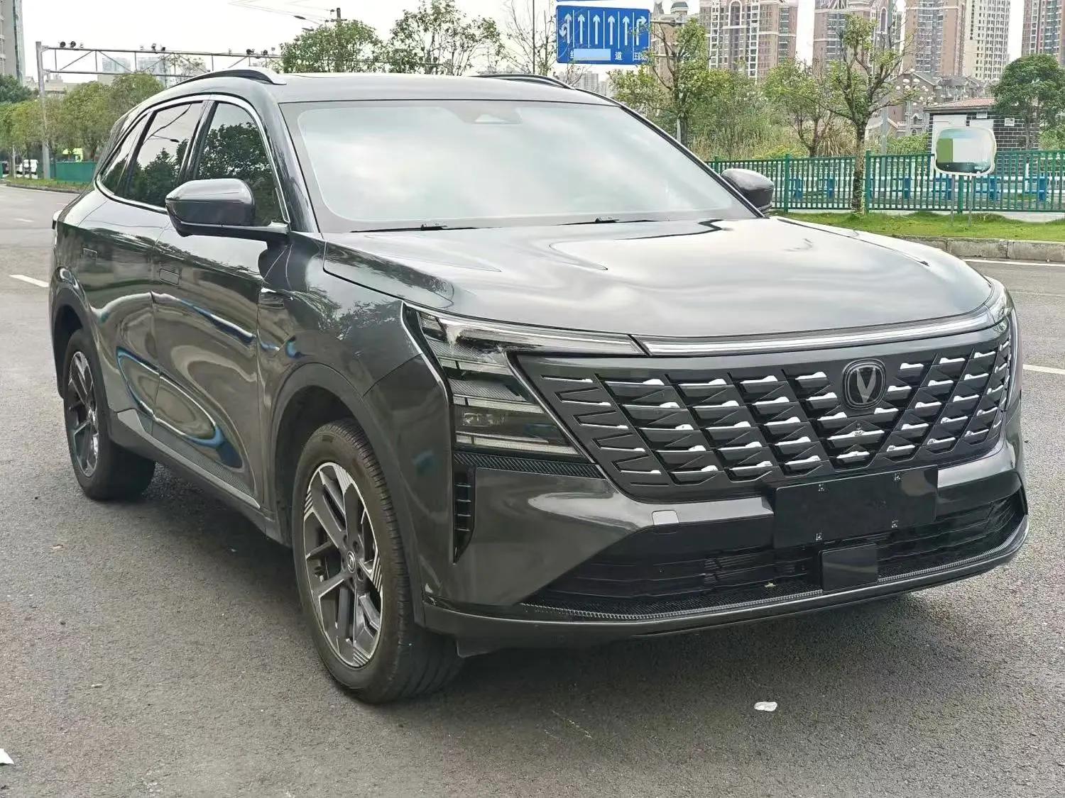 ChangAn 2025 CS75 PLUS 1.5T New Blue Whale Exclusive Automatic Gear 3