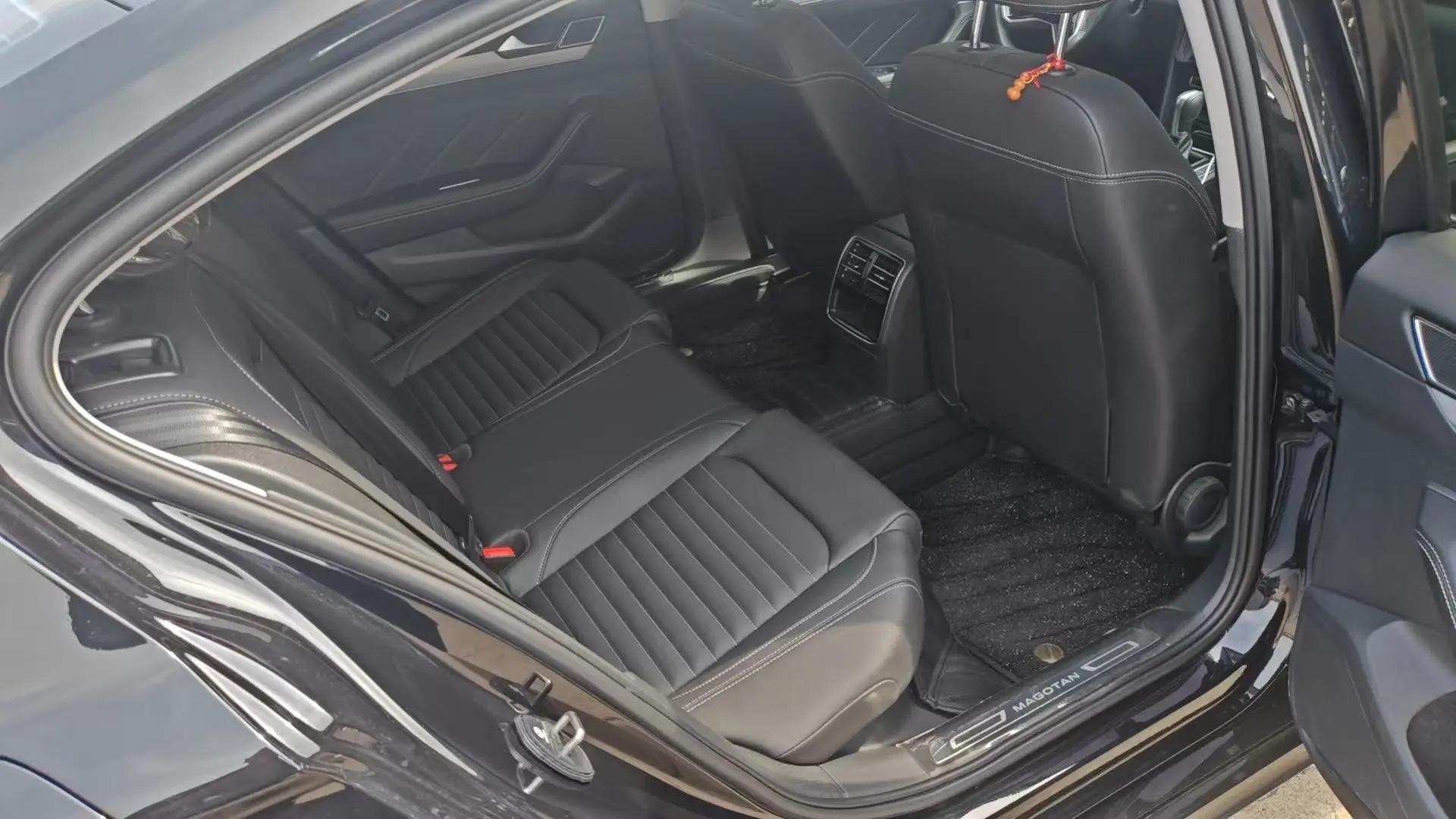 Magotan 2022 280TSI DSG Basic 4
