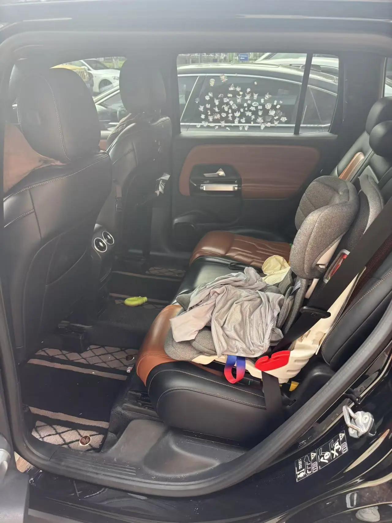 Mercedes Benz GLB 2023 GLB 220 Fashion 6