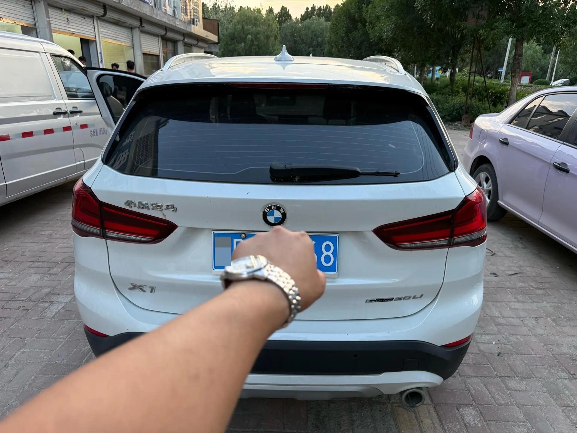 BMW X1 2022 sDrive20Li fashion 5