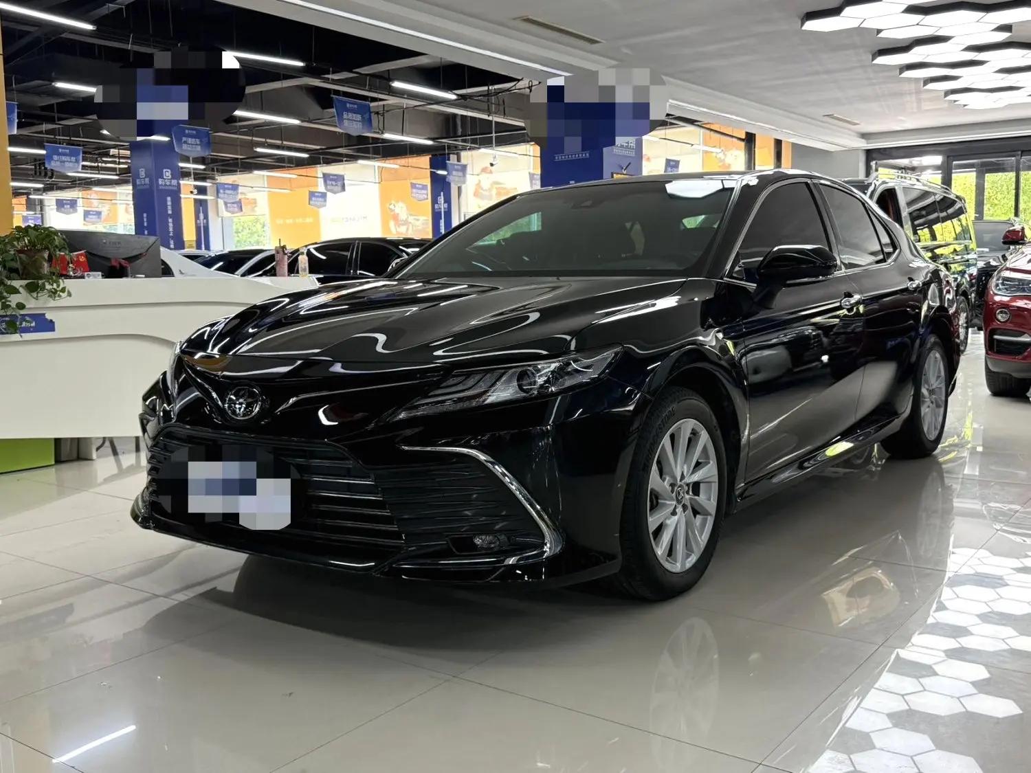 Camry 2021 2.0G Deluxe Edition
