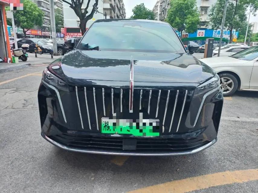 HongQi 2026 HS6 PHEV 1.5T 240 Smart Hybrid Automatic Gear 2