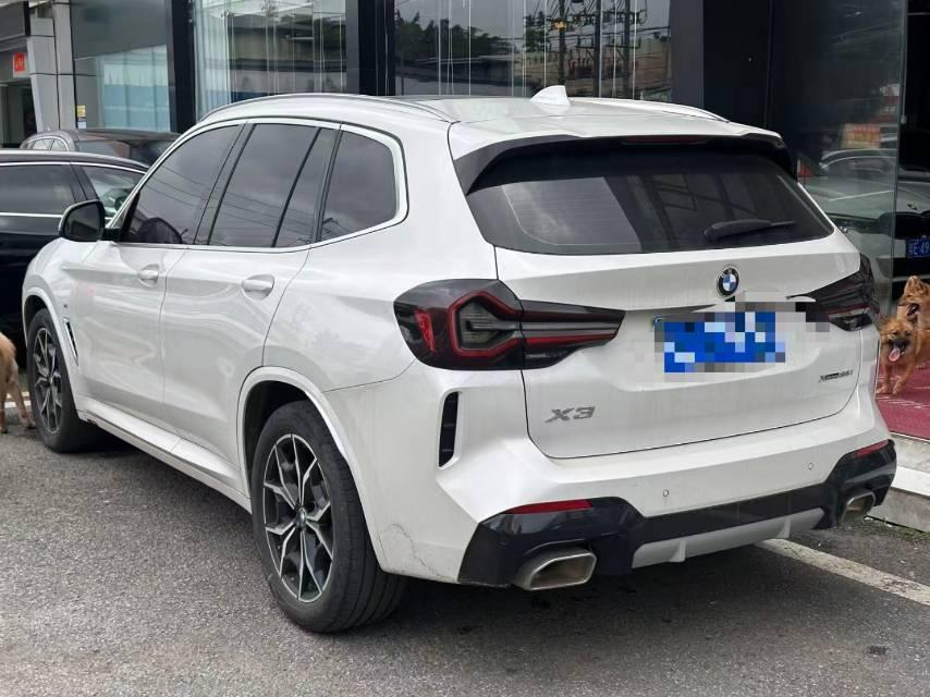 BMW X3 2022 xDrive25i M sports suit 2