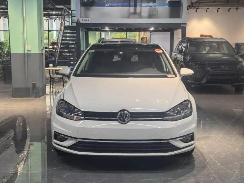 Golf 2020 Beloved Edition 200TSI DSG Comfort 2