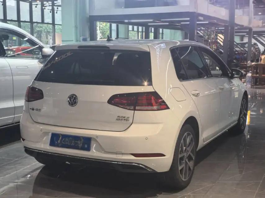 Golf 2020 Beloved Edition 200TSI DSG Comfort 3