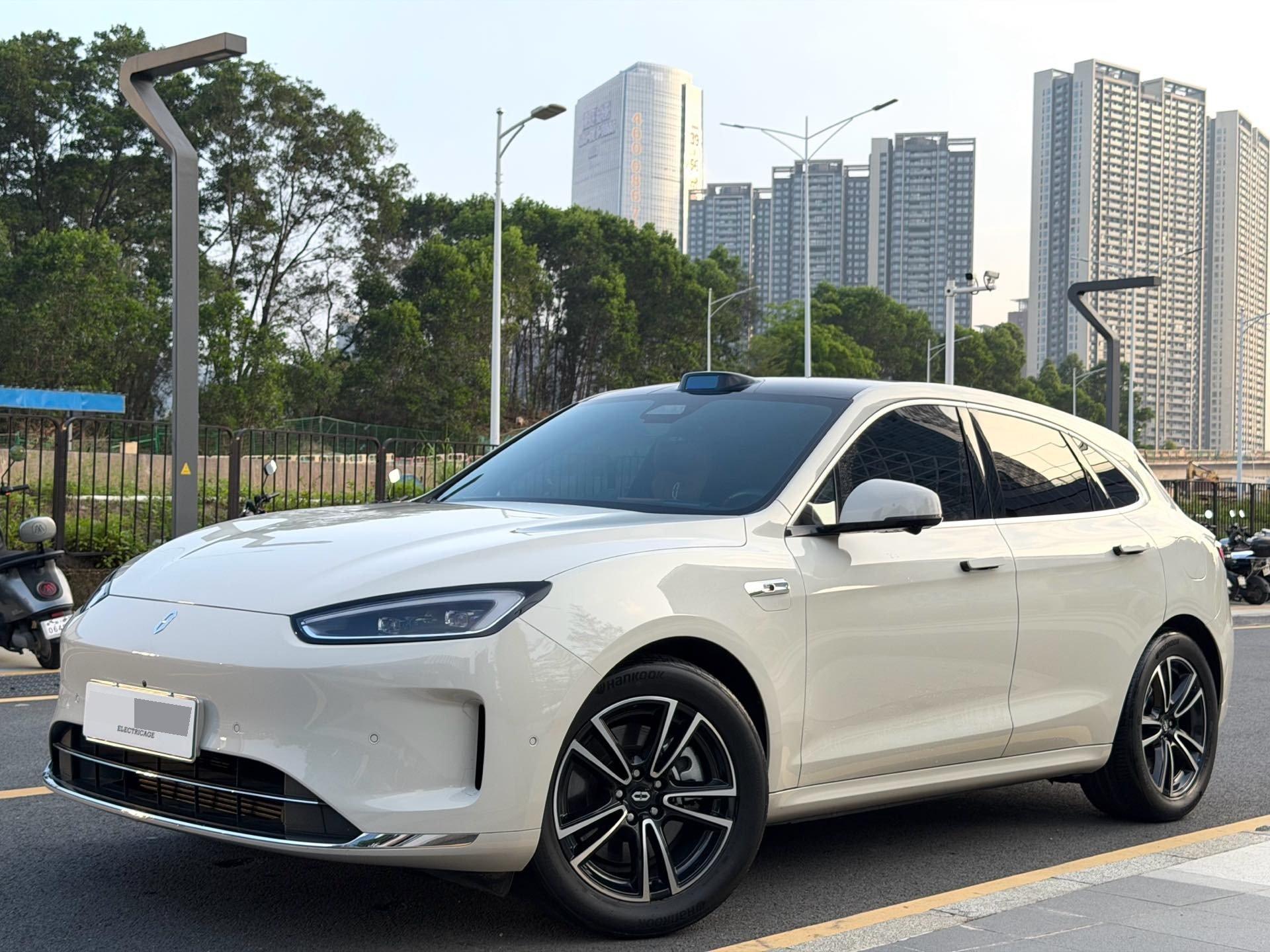 AITO 2025 AITO M5 extended-range Ultra rear-drive automatic gear