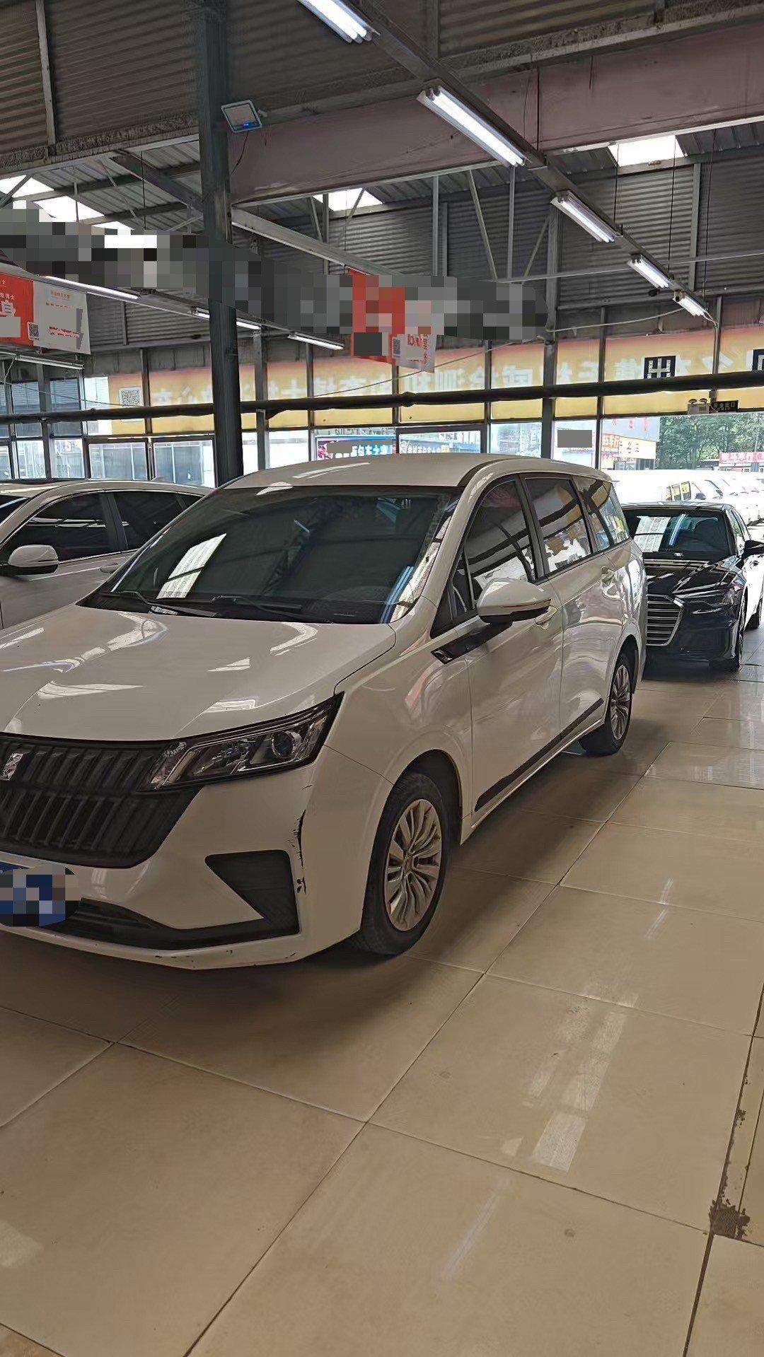 WuLing Jiachen 2022 1.5L Manual Enjoy Elite