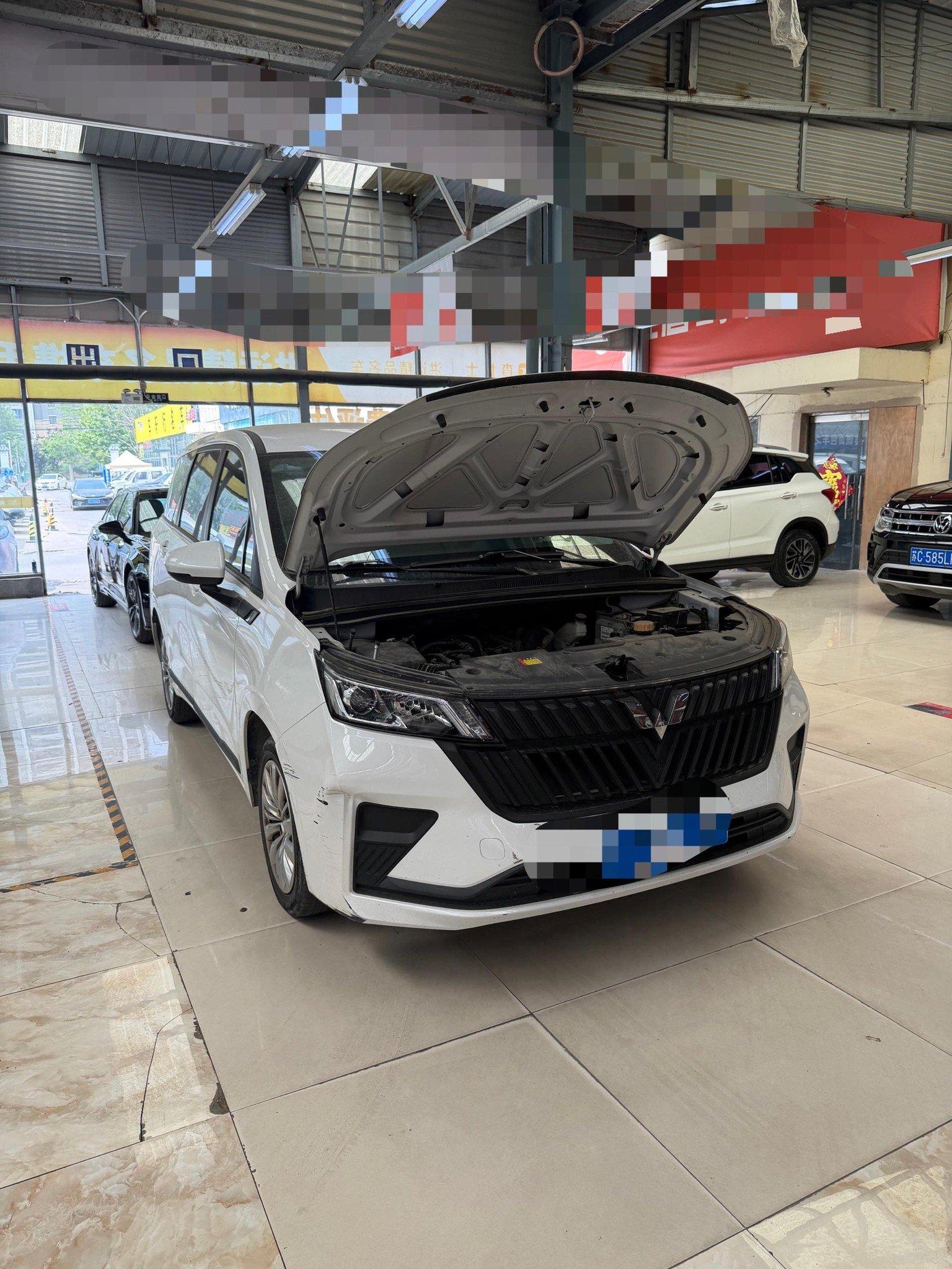 WuLing Jiachen 2022 1.5L Manual Enjoy Elite 5