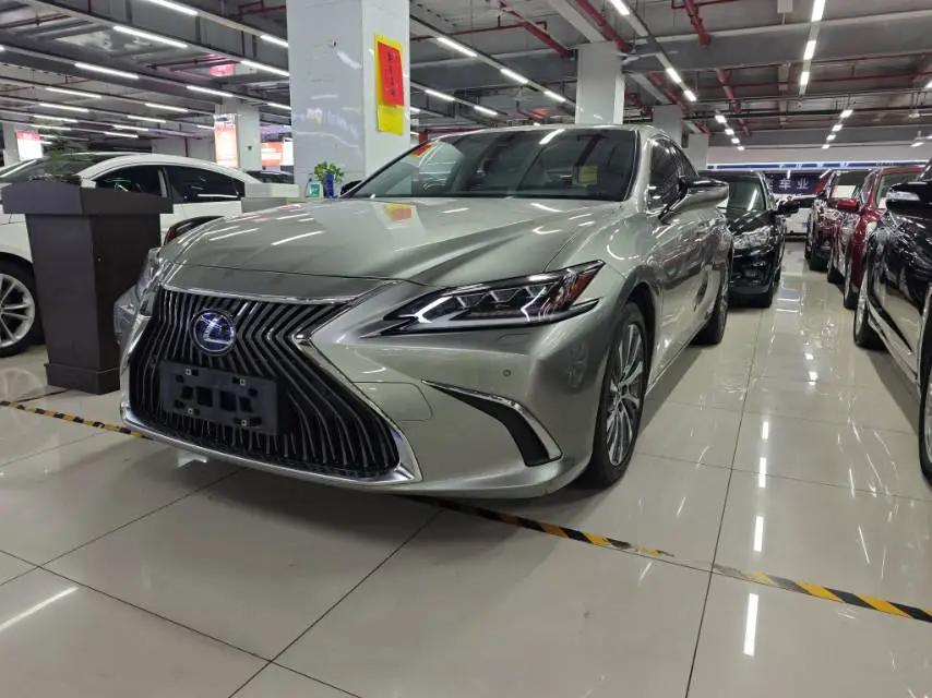 Lexus ES 2021 300h Prestige Edition