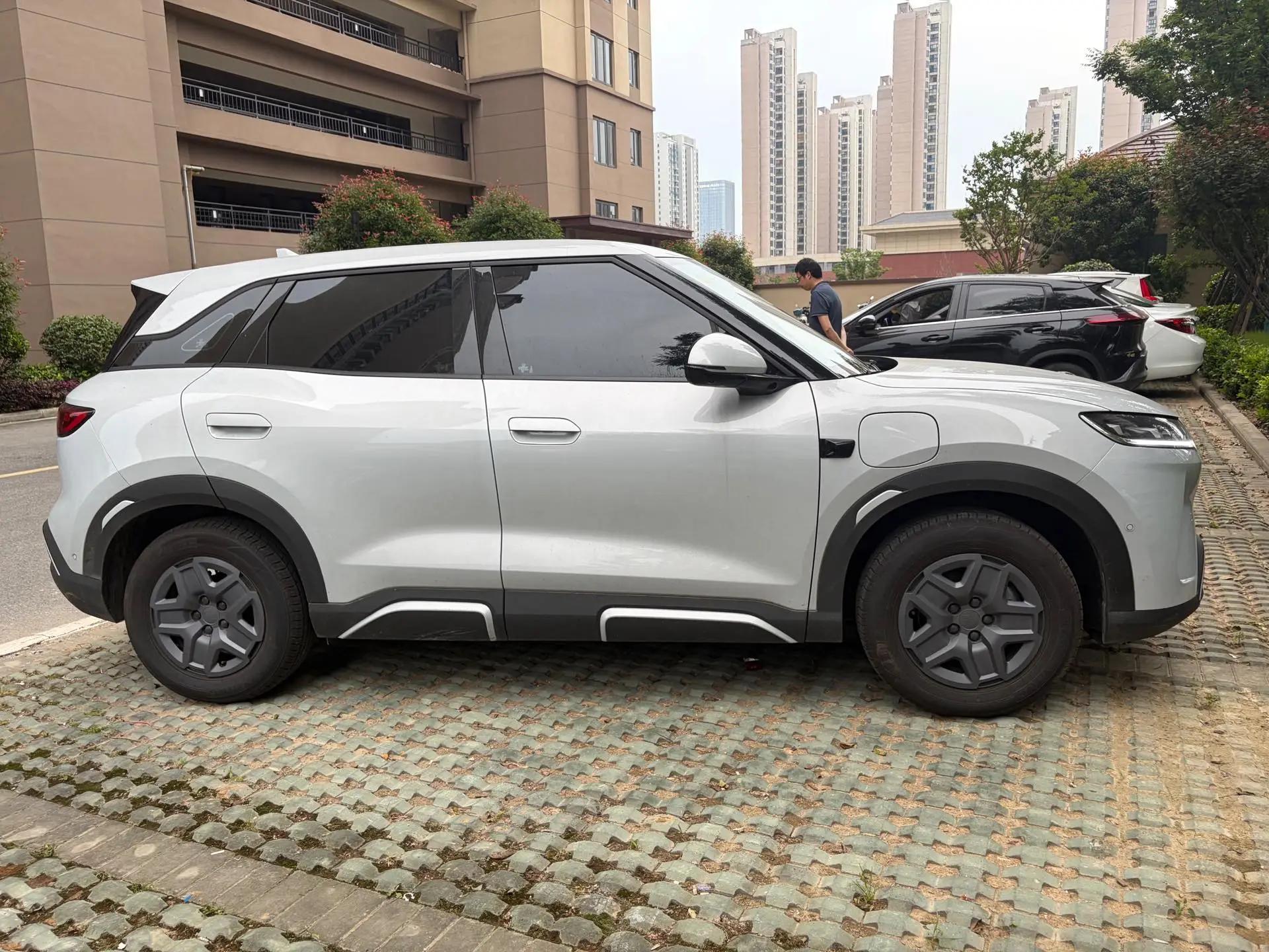 BYD 2025 Yuan UP Smart Driving 401KM Vital Automatic Gear 2