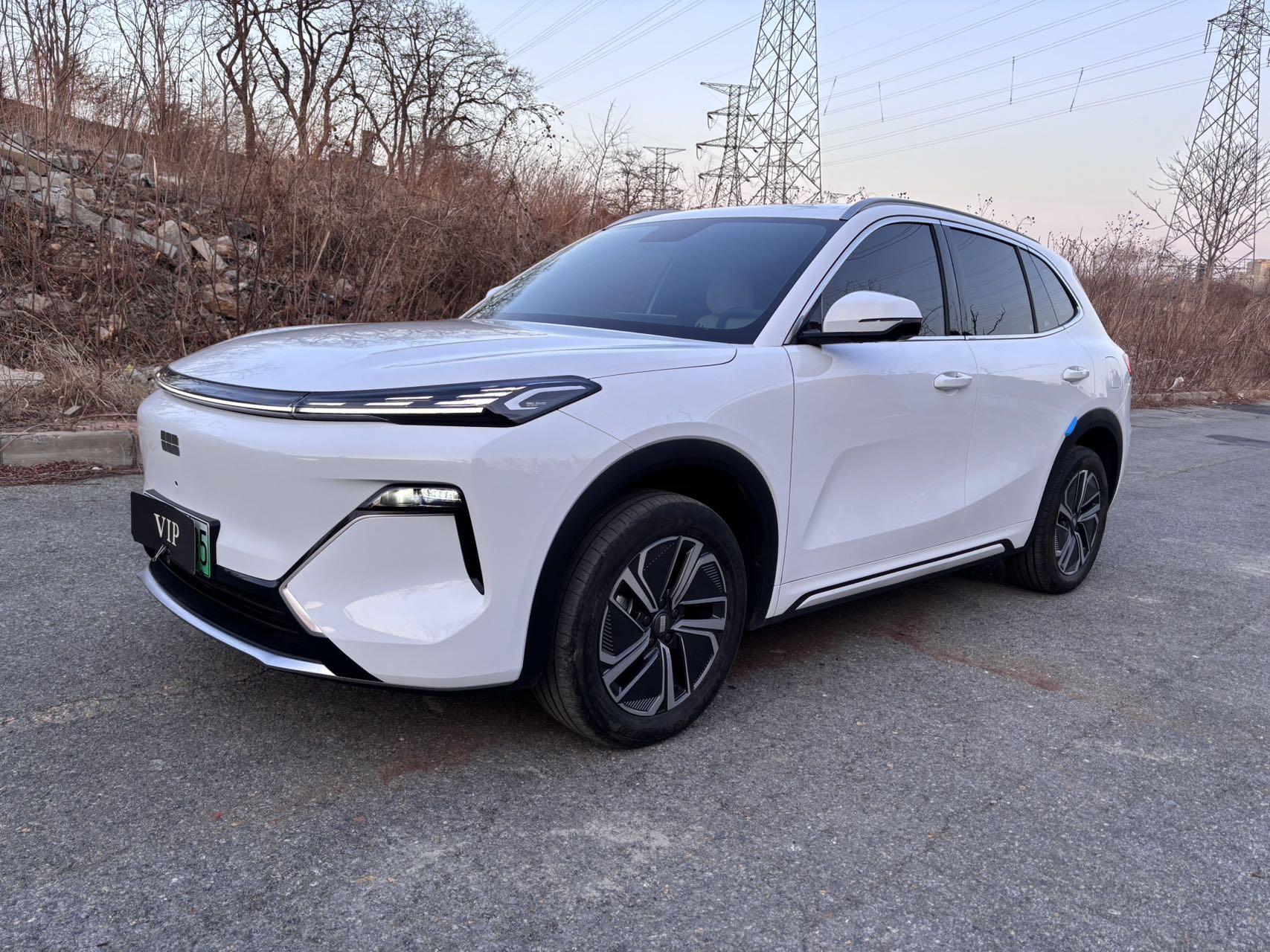 Geely Galaxy 2025 L7 EM-i 1.5 115km Discovery Edition Automatic Gear
