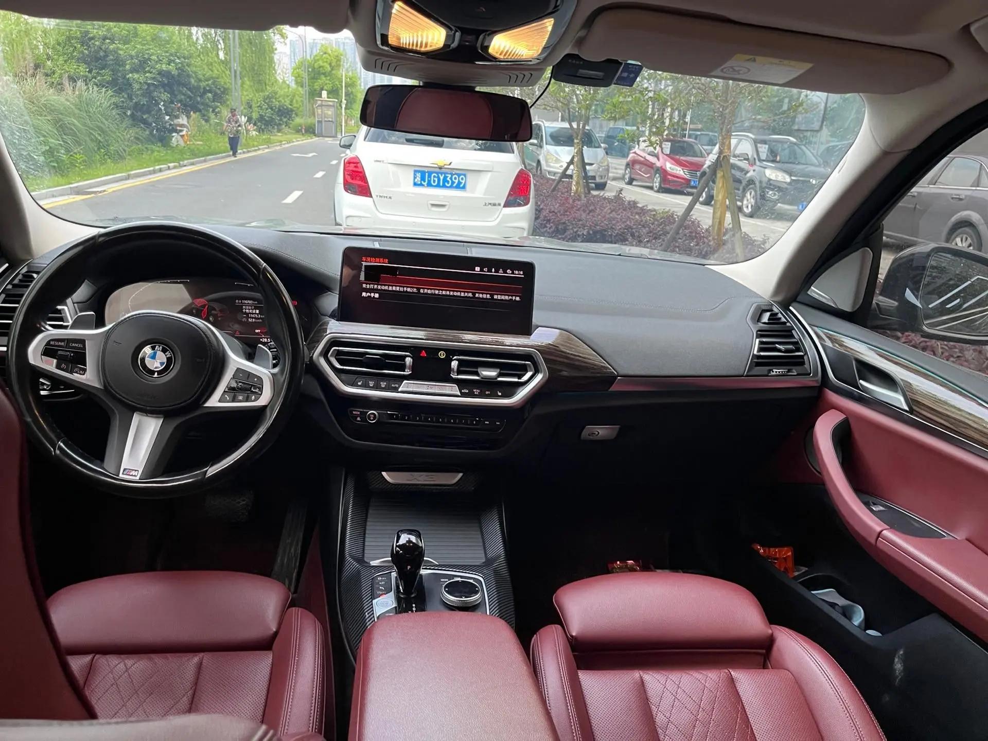 BMW X3 2022 Modified xDrive30i Leading M Obsidian Night Suit 9