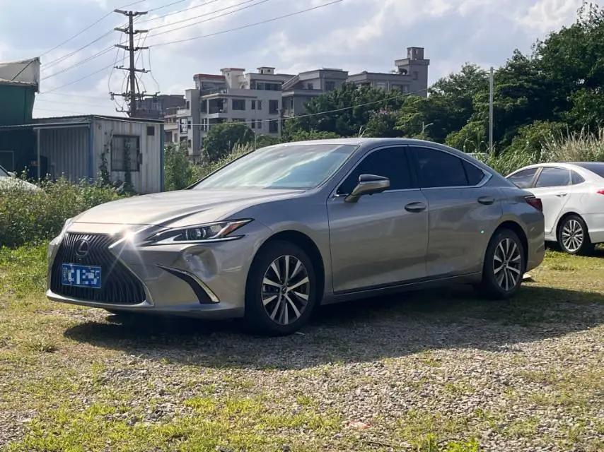 Lexus ES 2021 200 Excellence Edition