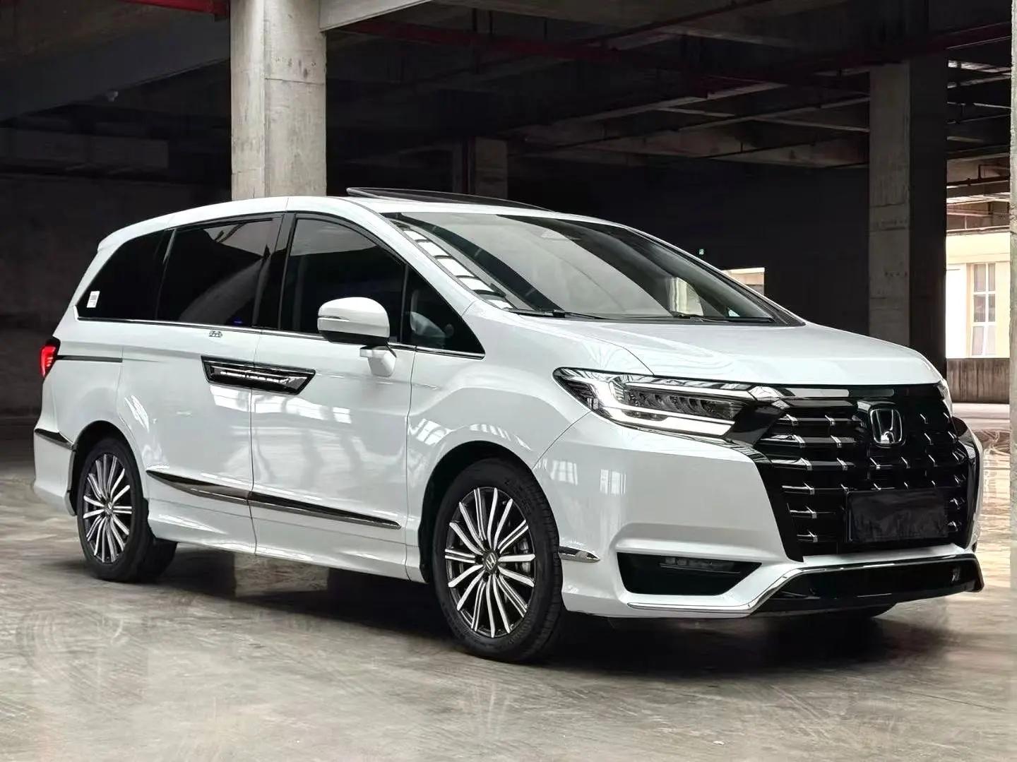 Honda 2024 Elyson e:HEV 2.0 Stepless Comfort Edition Automatic Gear 3