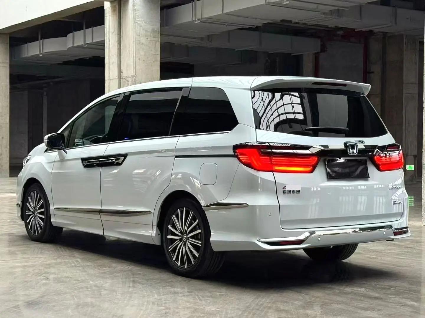 Honda 2024 Elyson e:HEV 2.0 Stepless Comfort Edition Automatic Gear 9