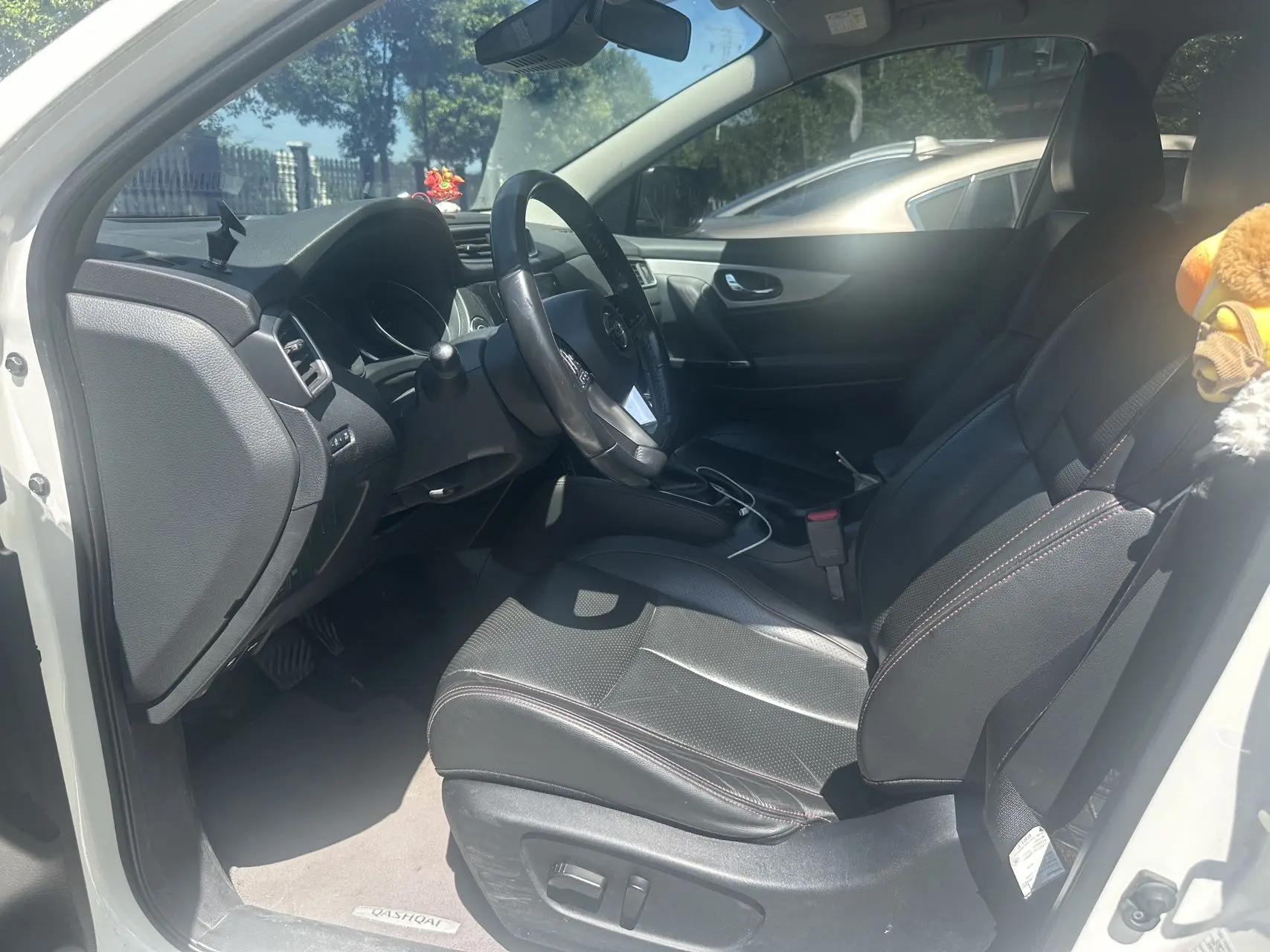 Qashqai 2021 2.0L CVT Luxury Edition 6