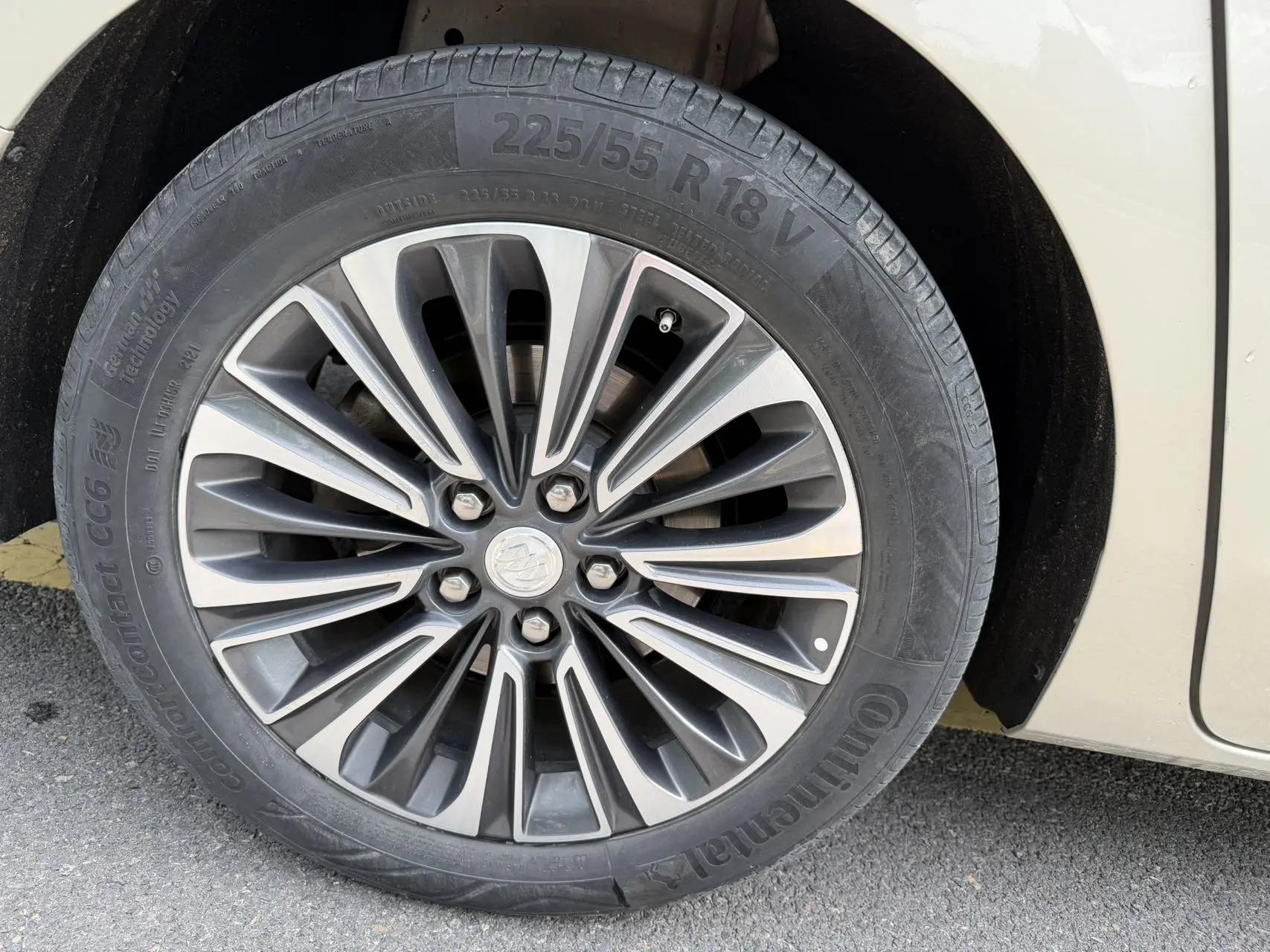 Buick GL8 2021 ES Lu Zun 653T Smart Luxury Model 11
