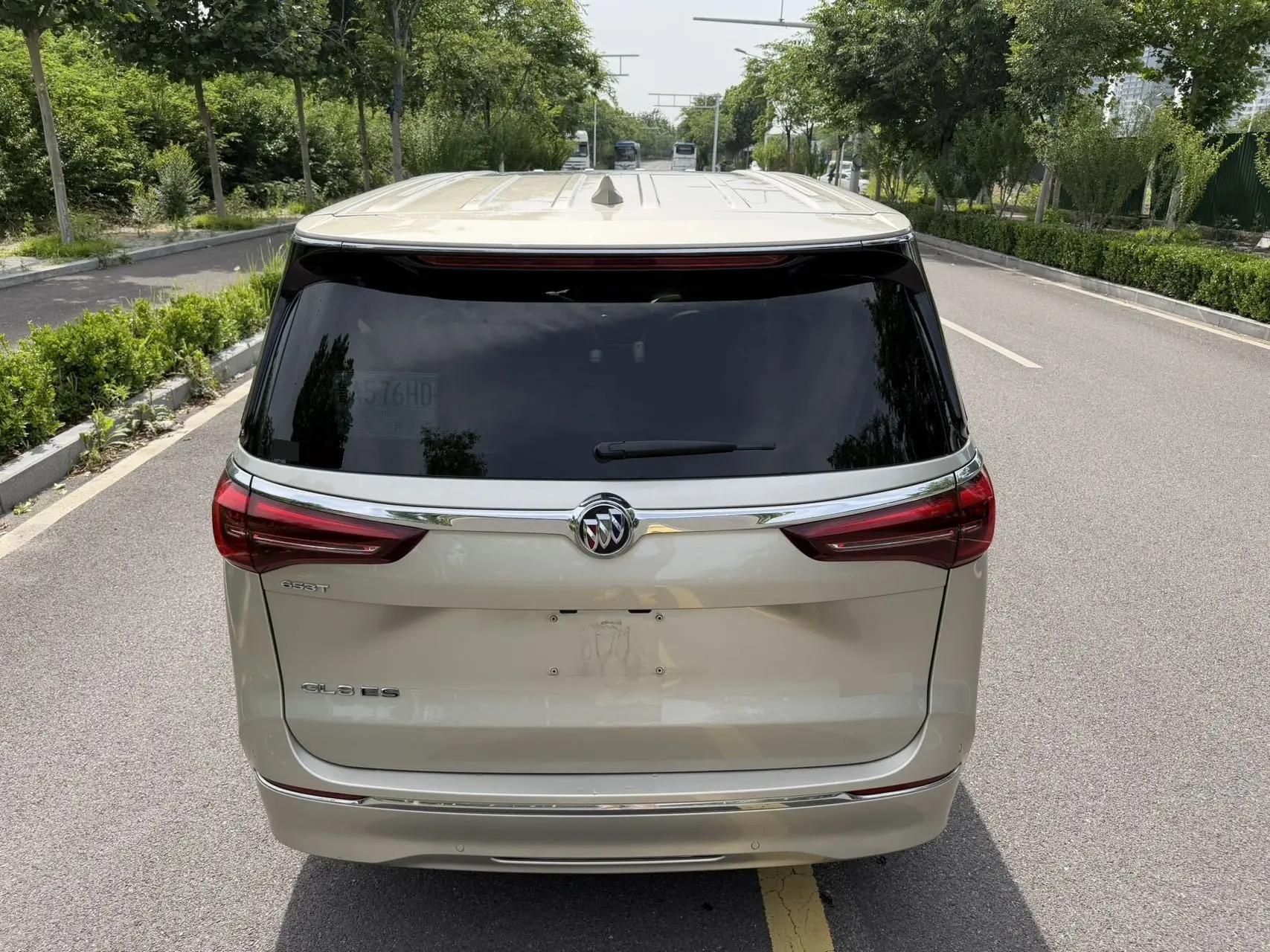 Buick GL8 2021 ES Lu Zun 653T Smart Luxury Model 8