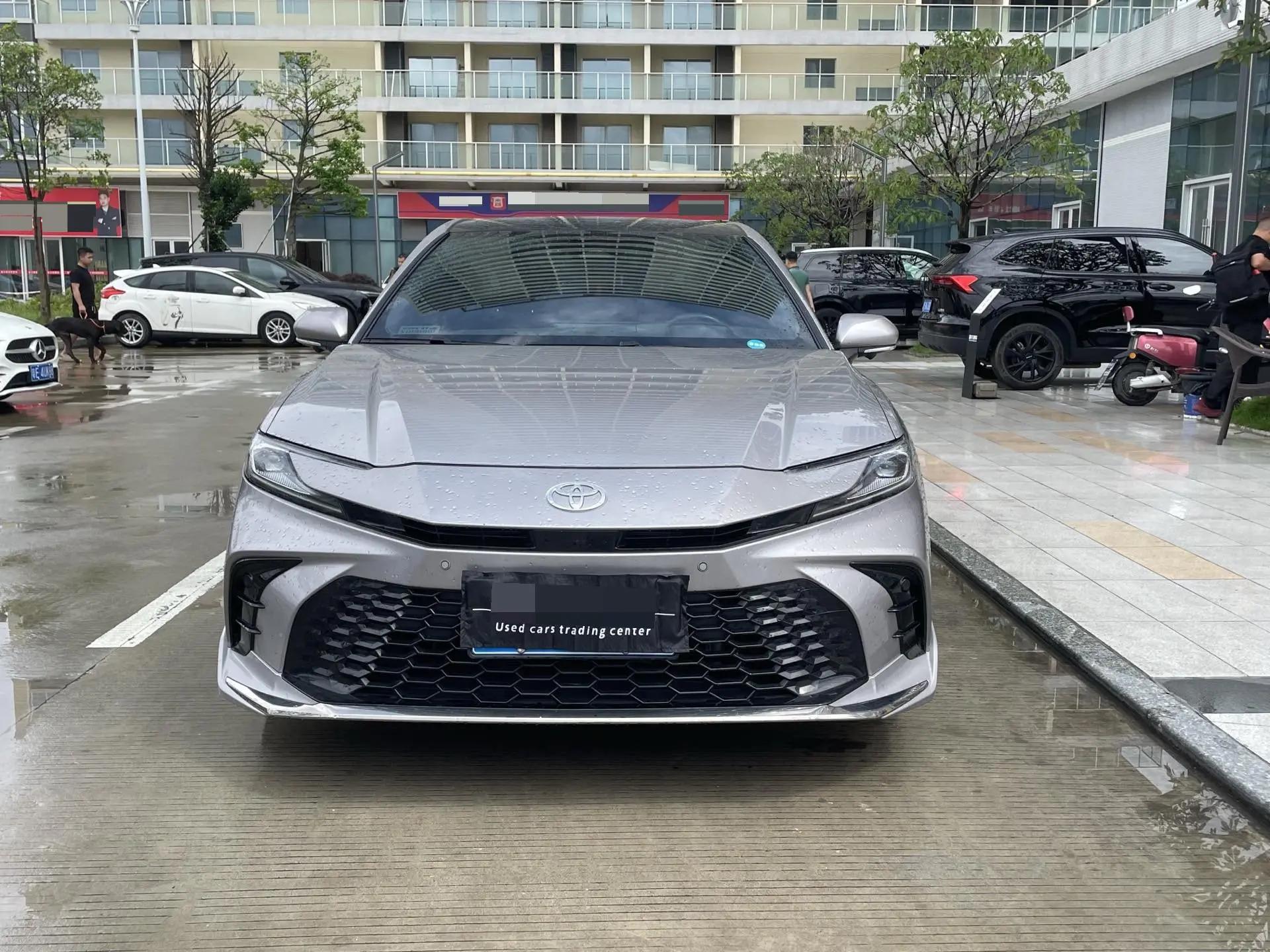 Toyota 2024 Camry Dual Engine 2.0HXS Stepless Sports PLUS Edition Automatic Gear 2