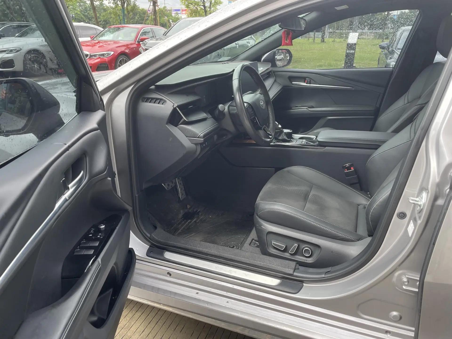 Toyota 2024 Camry Dual Engine 2.0HXS Stepless Sports PLUS Edition Automatic Gear 4
