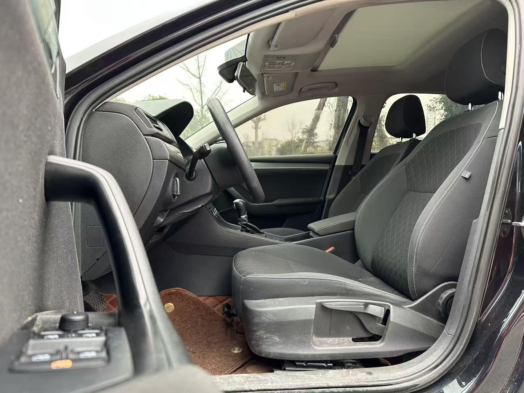 Express 2019 TSI280 DSG Standard Edition 2